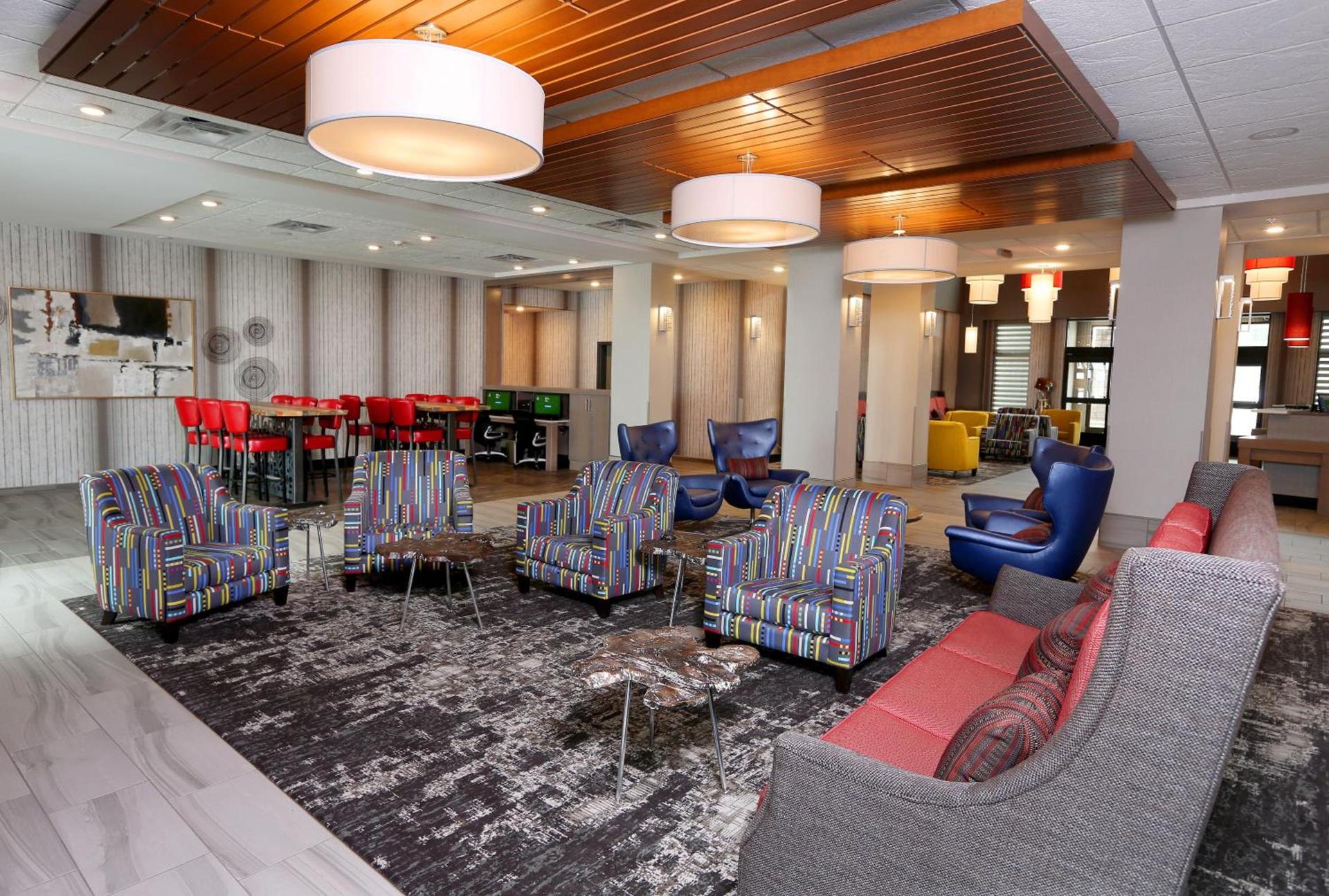 Holiday Inn & Suites Sioux Falls - Airport by IHG photo 5