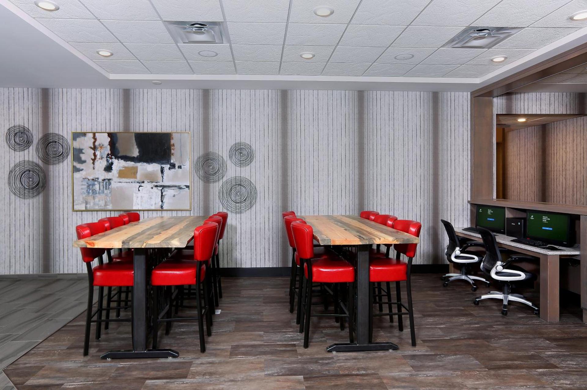 Holiday Inn & Suites Sioux Falls - Airport by IHG photo 14