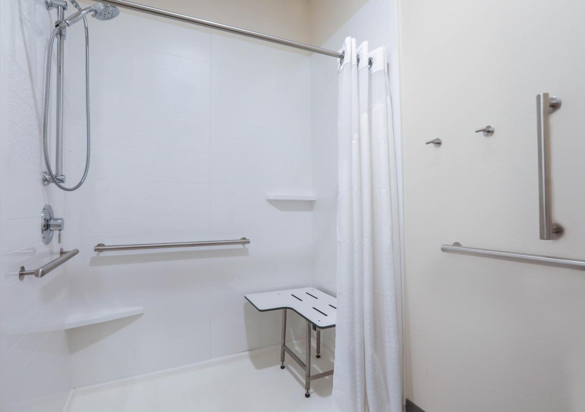 Holiday Inn & Suites Sioux Falls - Airport by IHG photo 21