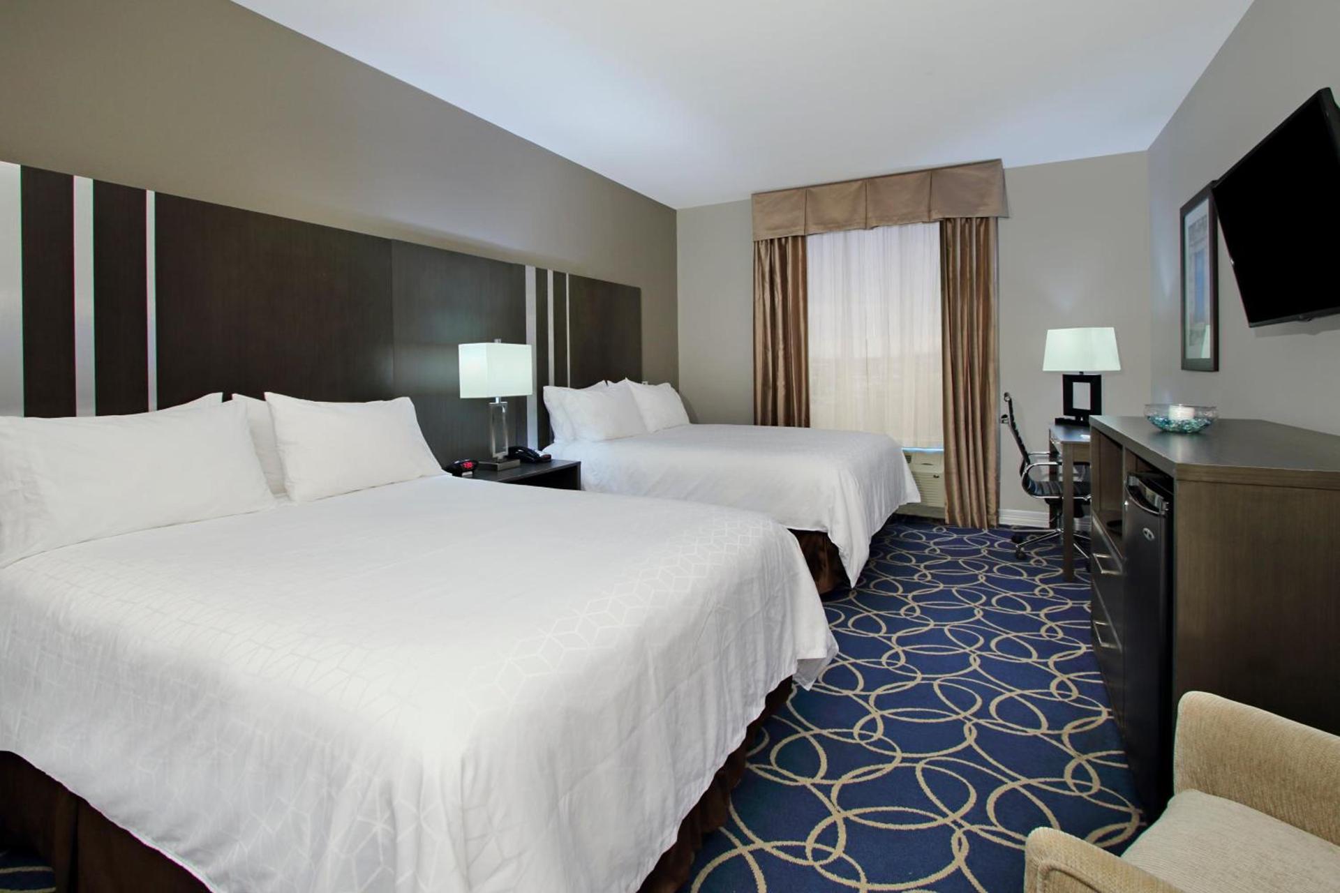 Holiday Inn Express and Suites Houston North - IAH Area by IHG photo 27