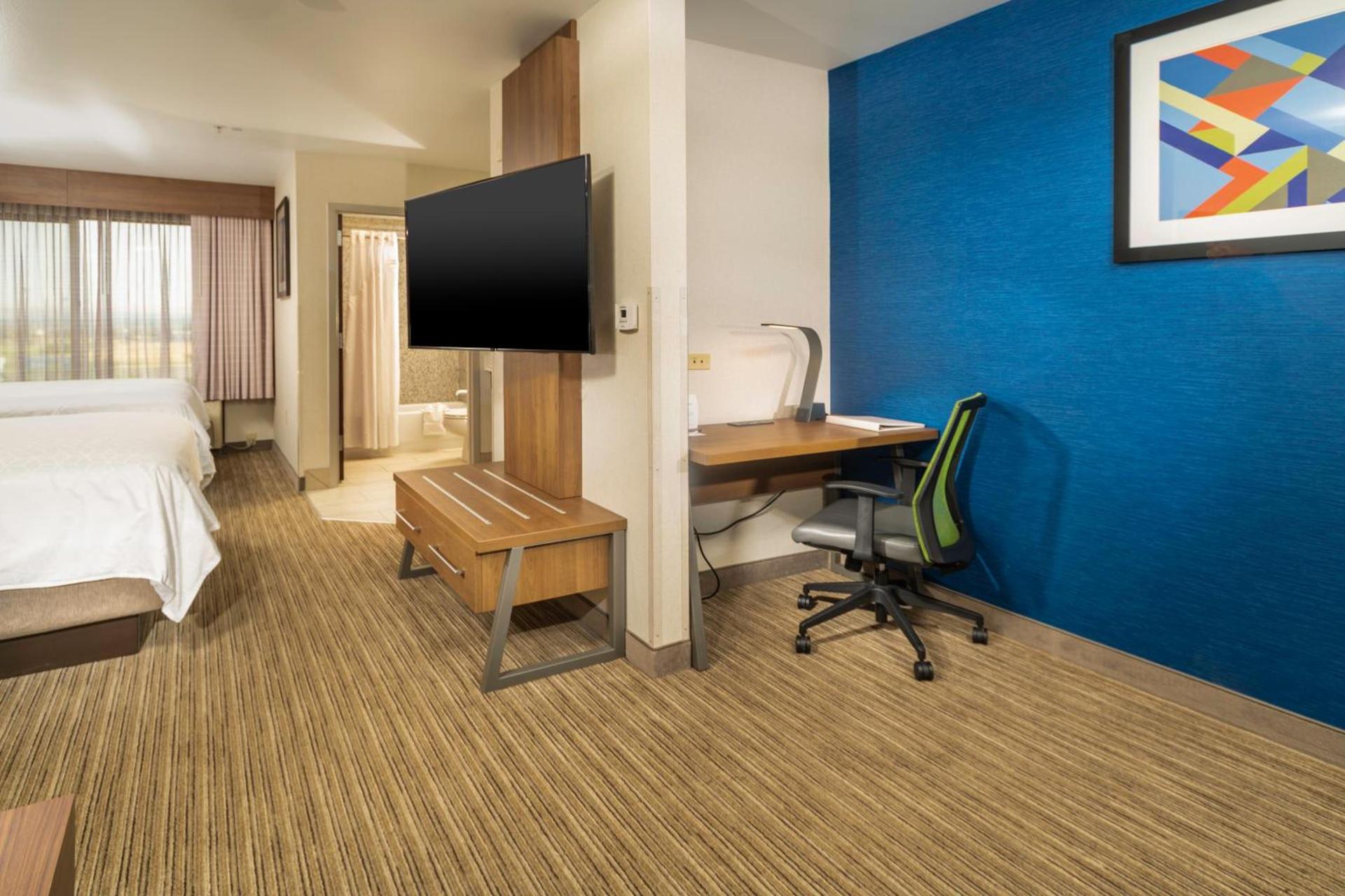 Holiday Inn Express Hotel & Suites Pasco-TriCities by IHG photo 45