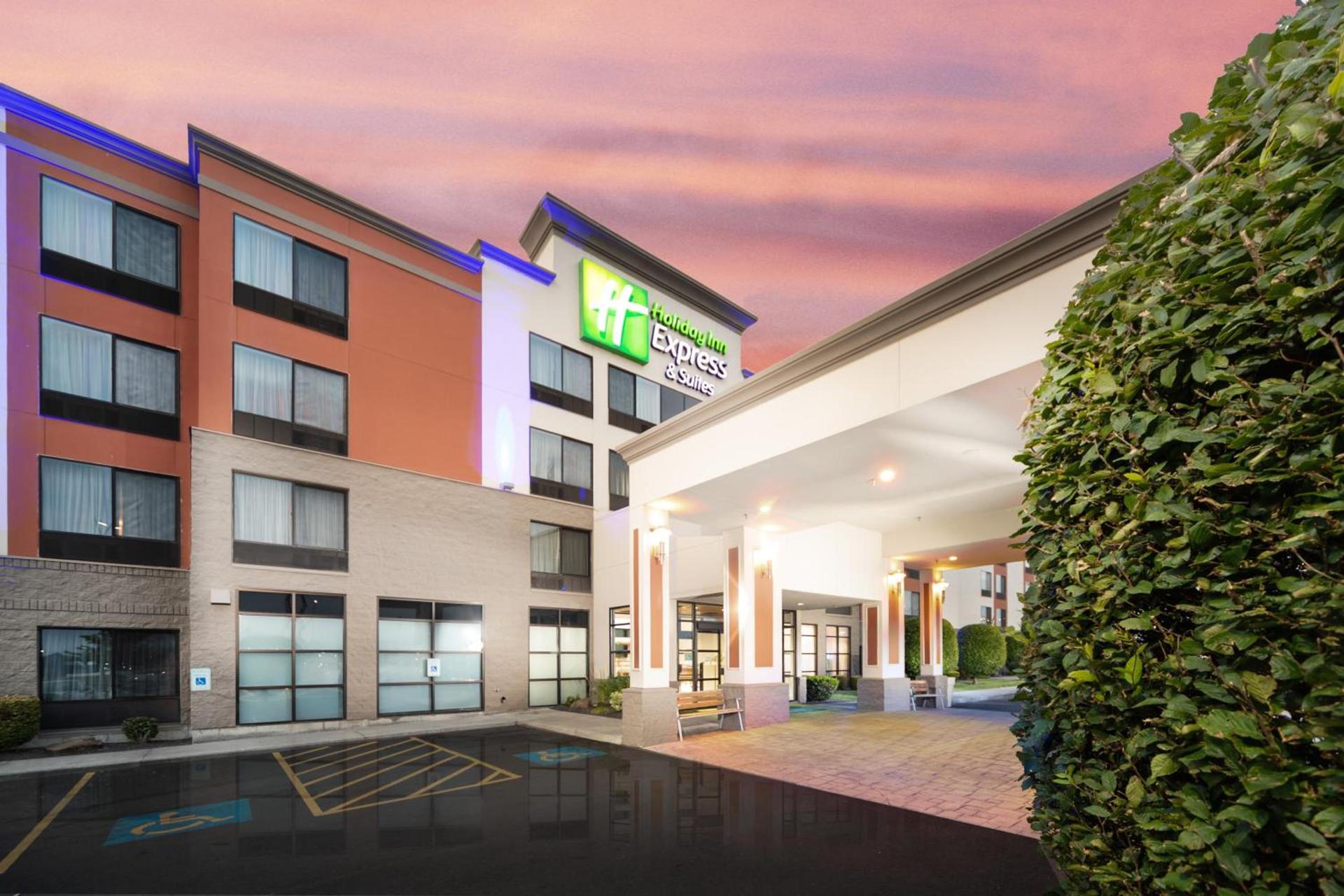 Holiday Inn Express Hotel & Suites Pasco-TriCities by IHG — hotel in Pasco