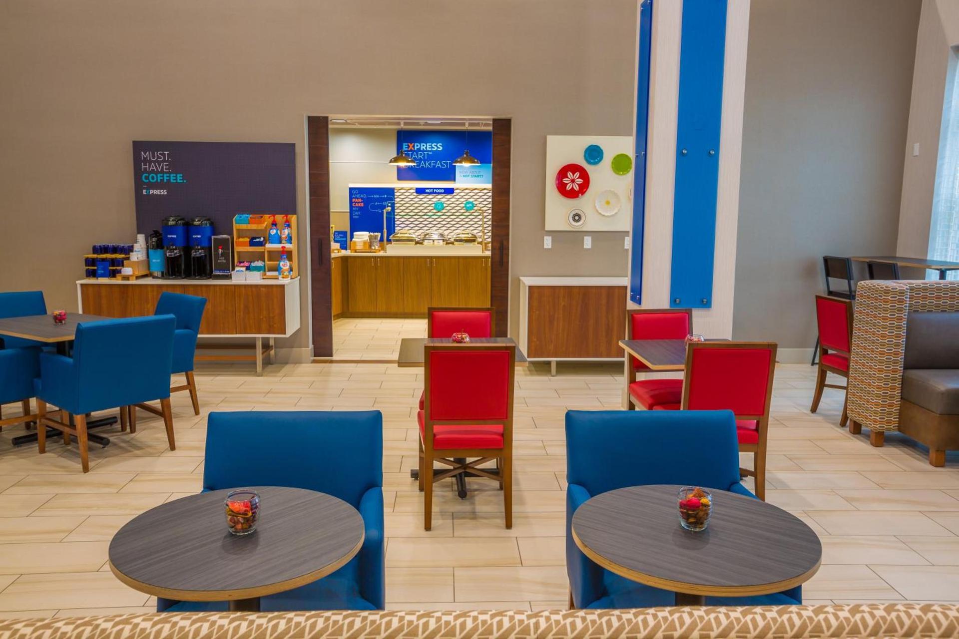 Holiday Inn Express Hotel & Suites Pasco-TriCities by IHG photo 19