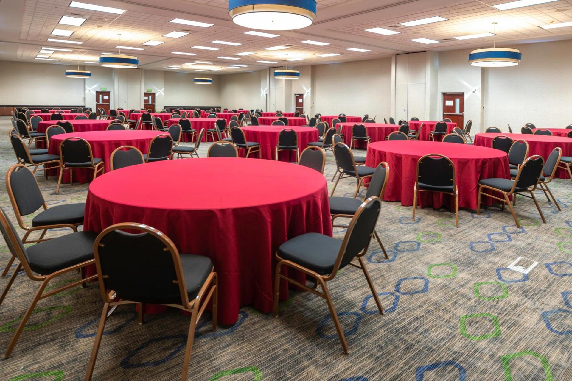 Holiday Inn Express Hotel & Suites Pasco-TriCities by IHG photo 20