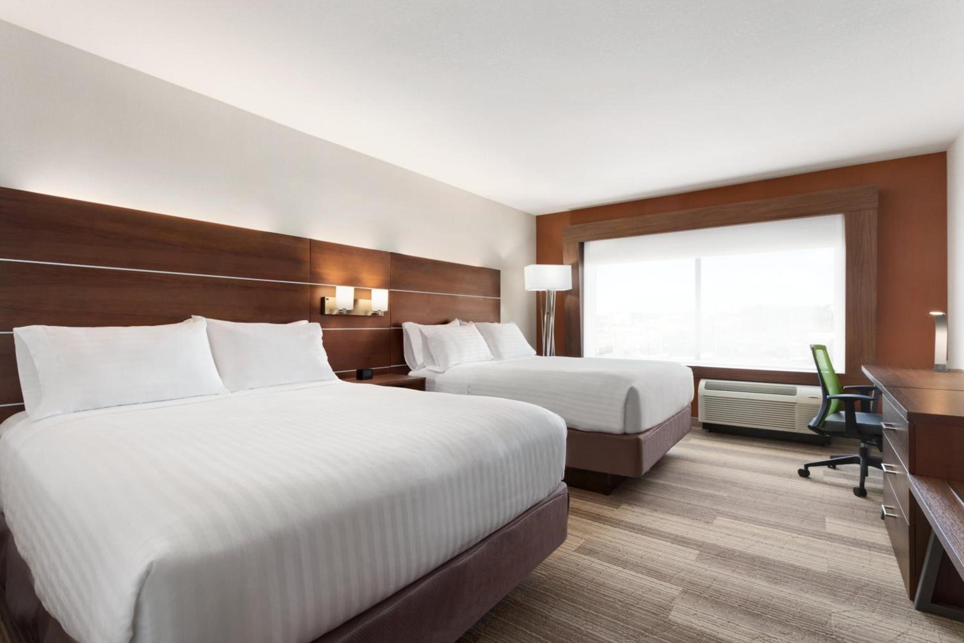 Holiday Inn Express & Suites Duluth North - Miller Hill by IHG photo 17