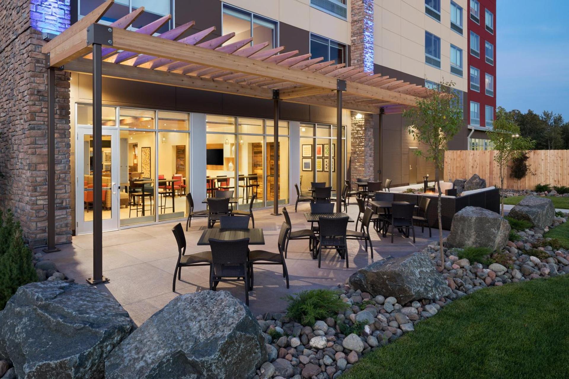 Holiday Inn Express & Suites Duluth North - Miller Hill by IHG photo 8