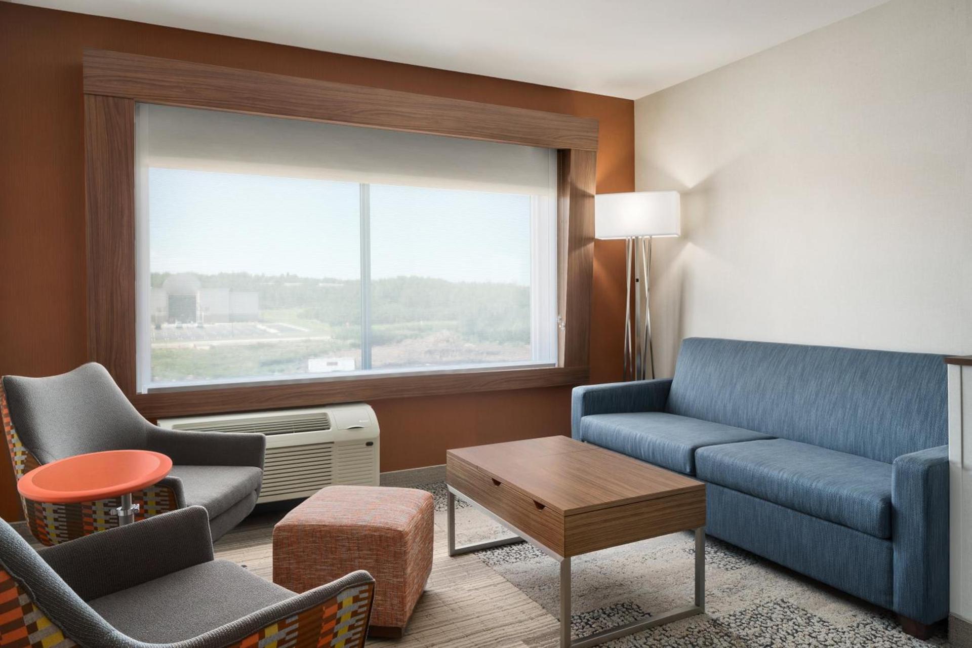 Holiday Inn Express & Suites Duluth North - Miller Hill by IHG photo 20