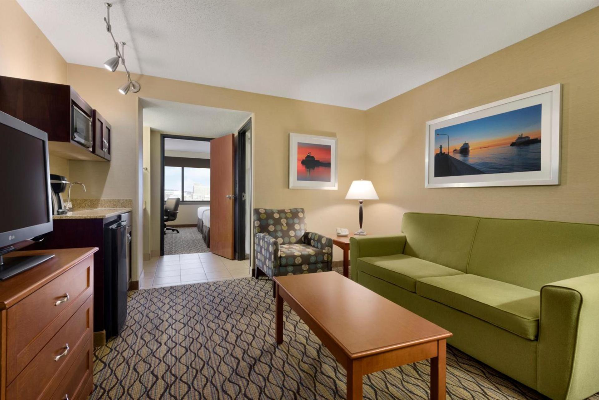Holiday Inn & Suites Duluth-Downtown by IHG photo 70