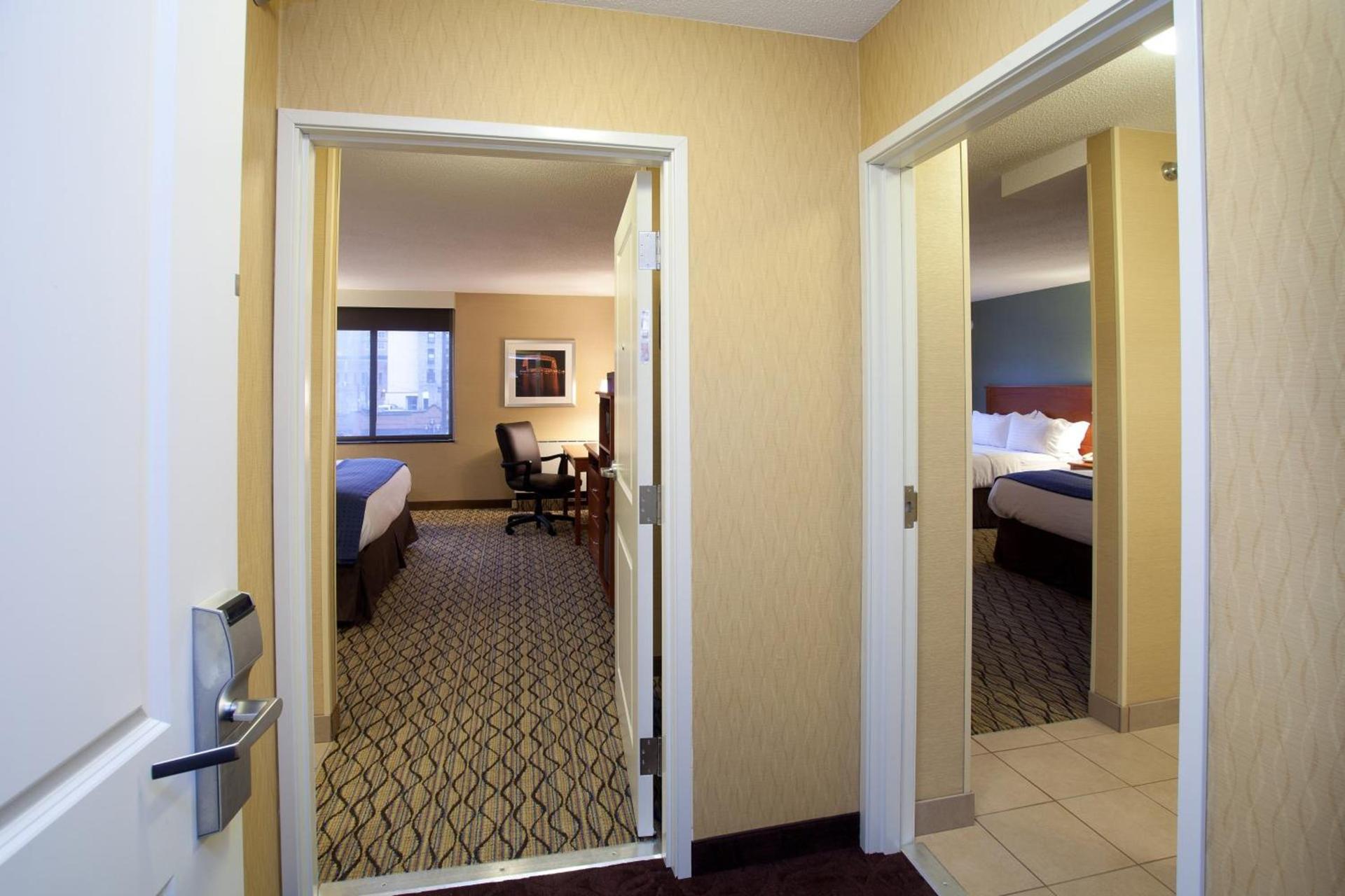 Holiday Inn & Suites Duluth-Downtown by IHG photo 51