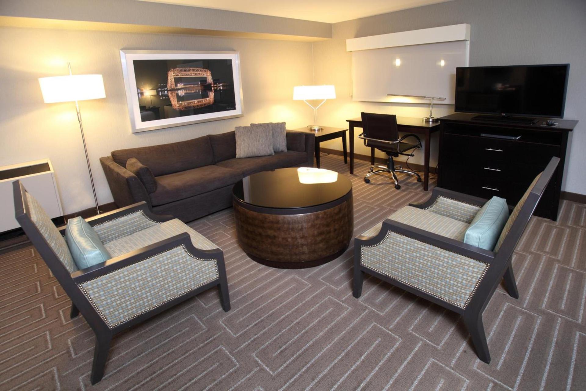 Holiday Inn & Suites Duluth-Downtown by IHG photo 74