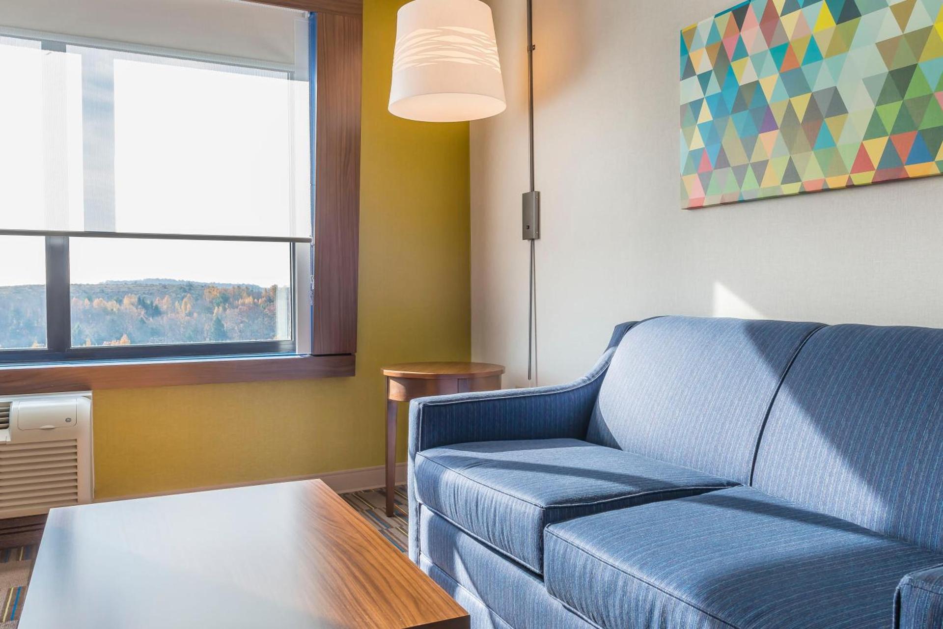 Holiday Inn Express & Suites Clarion by IHG photo 33