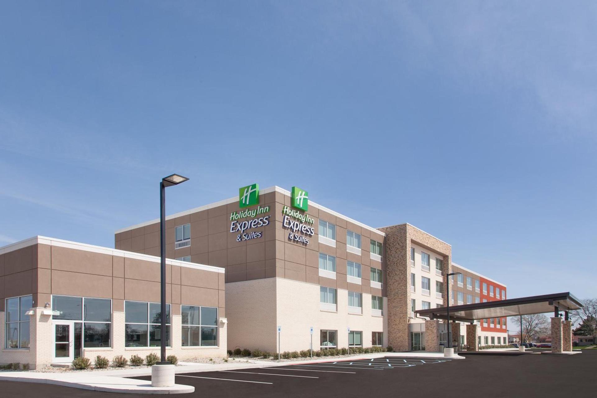 Holiday Inn Express & Suites - Sterling Heights-Detroit Area by IHG photo 11