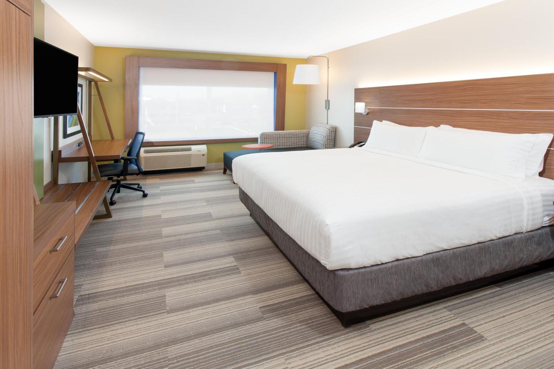 Holiday Inn Express & Suites - Sterling Heights-Detroit Area by IHG photo 31