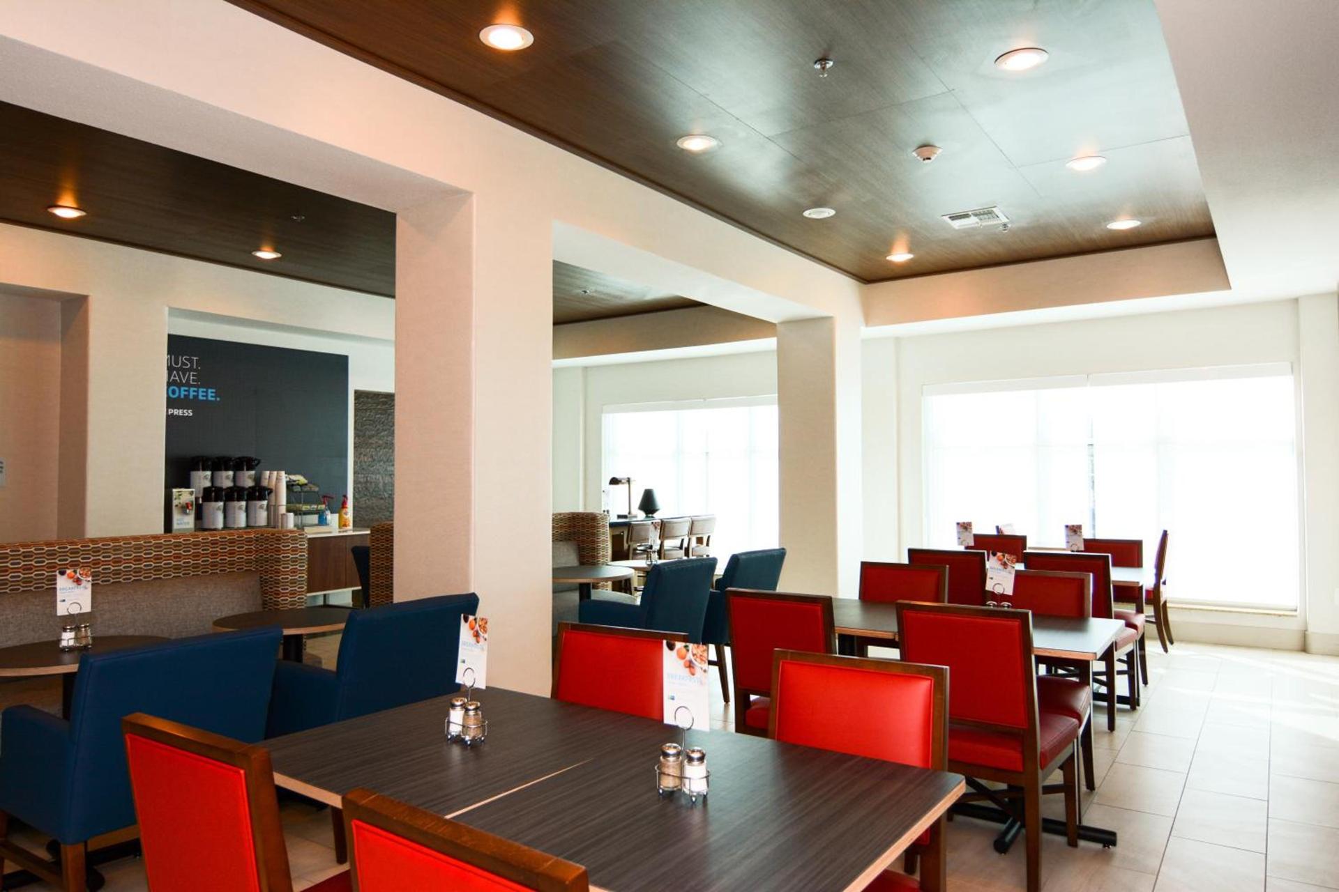 Holiday Inn Express Rolla by IHG photo 7