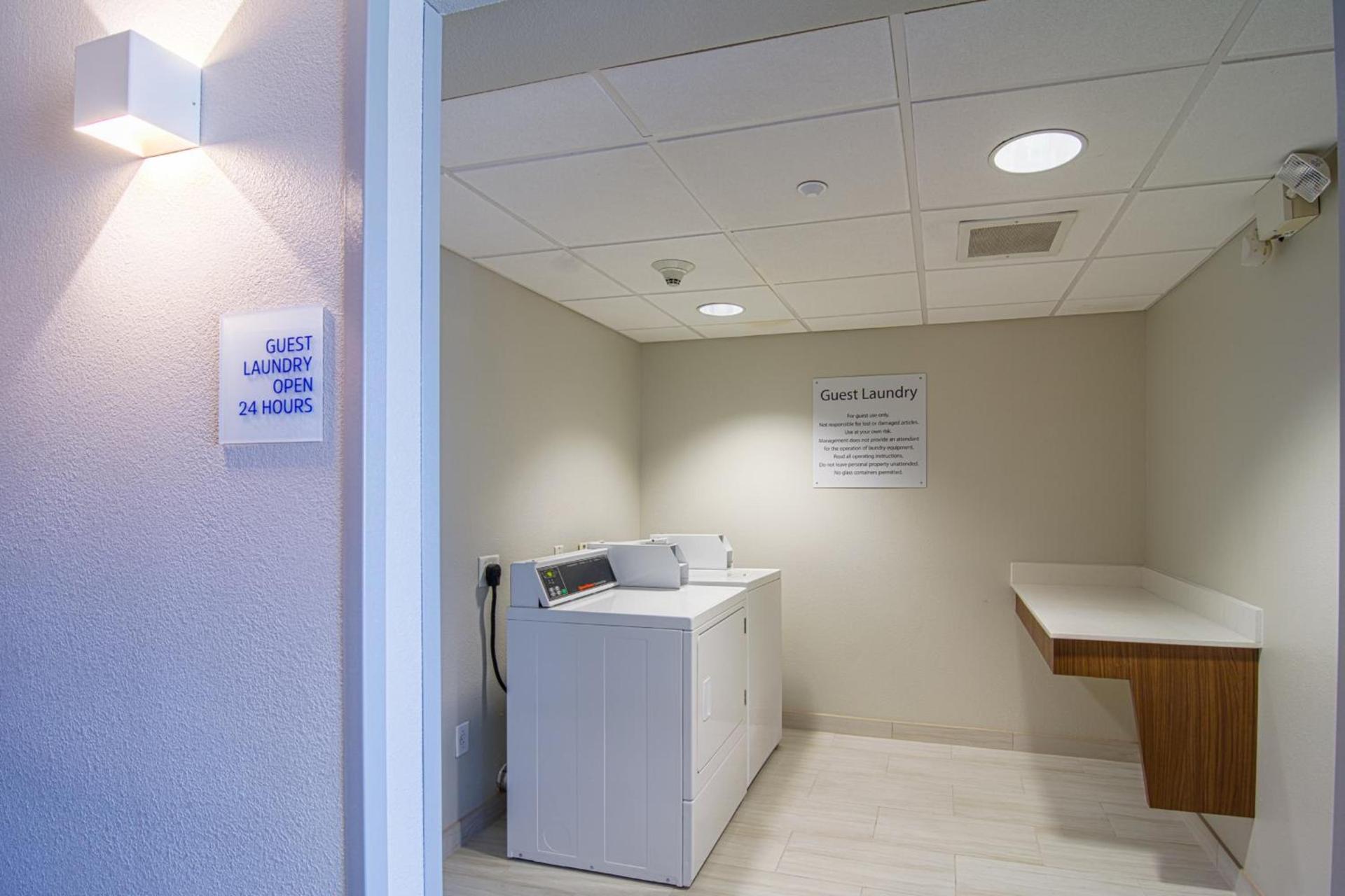Holiday Inn Express Hotel & Suites Tampa-USF-Busch Gardens by IHG photo 16