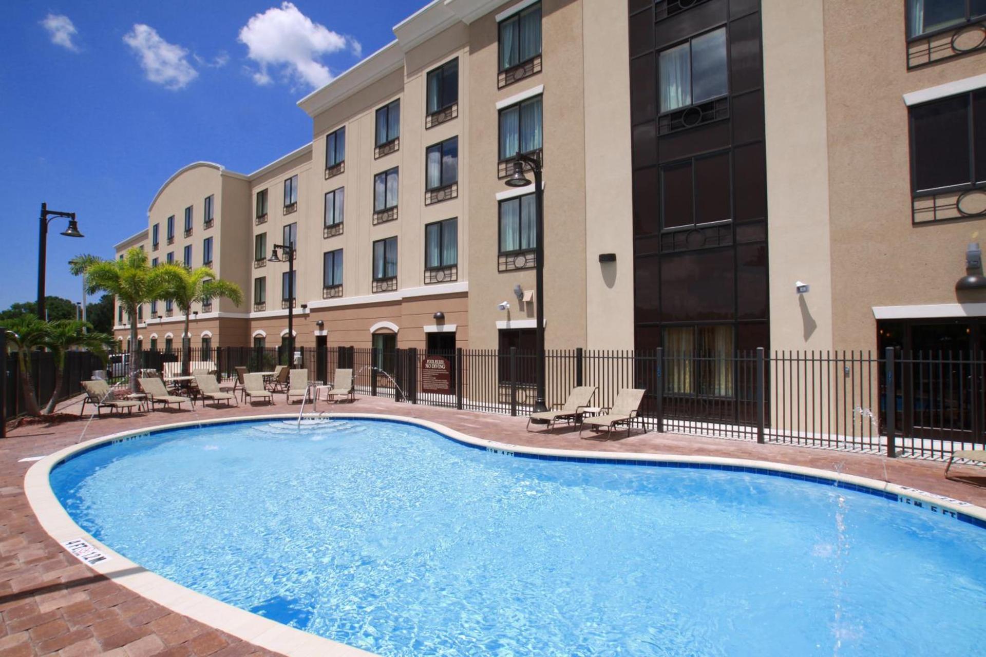 Holiday Inn Express Hotel & Suites Tampa-USF-Busch Gardens by IHG photo 59
