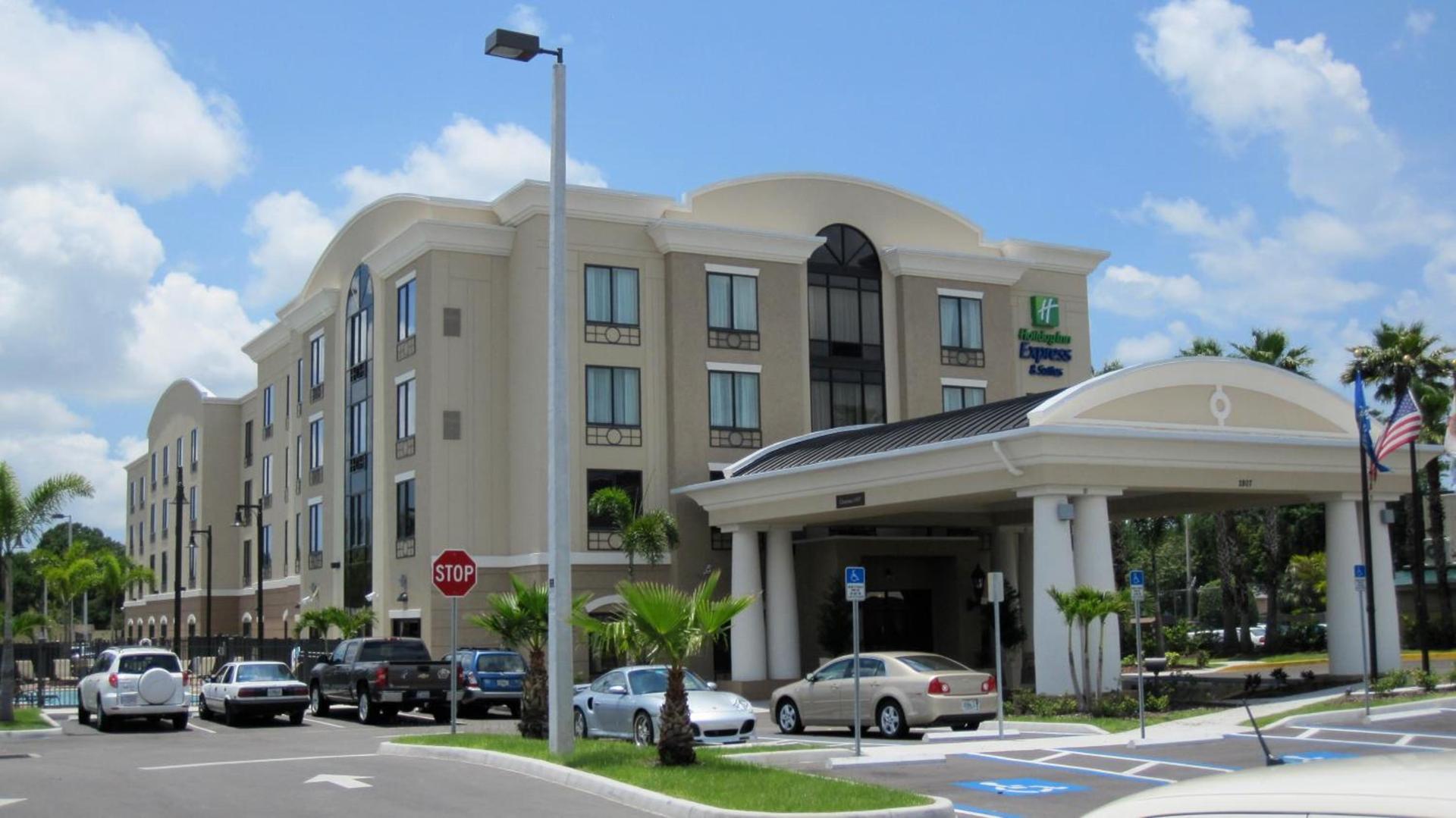 Holiday Inn Express Hotel & Suites Tampa-USF-Busch Gardens by IHG photo 29