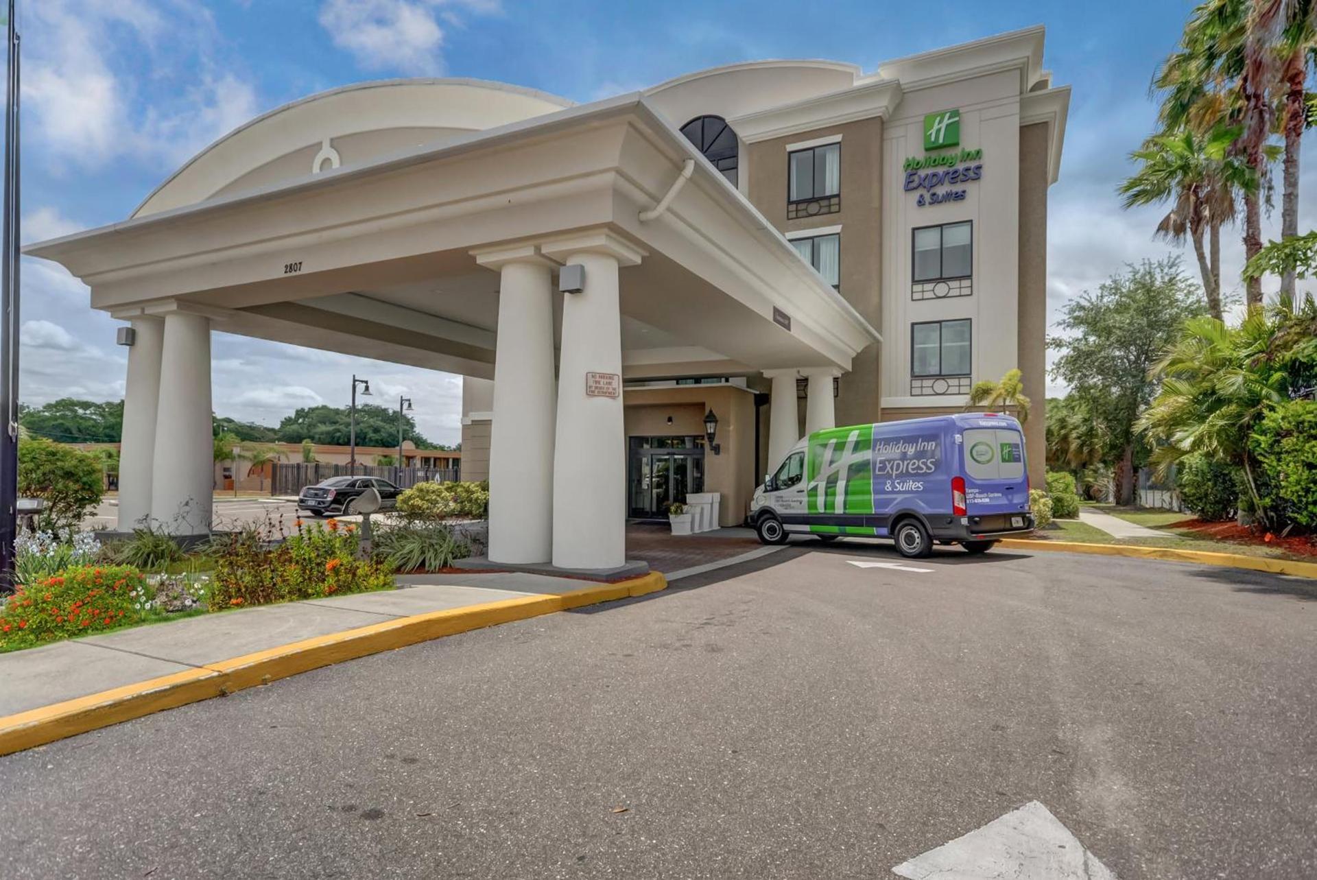 Holiday Inn Express Hotel & Suites Tampa-USF-Busch Gardens by IHG photo 26