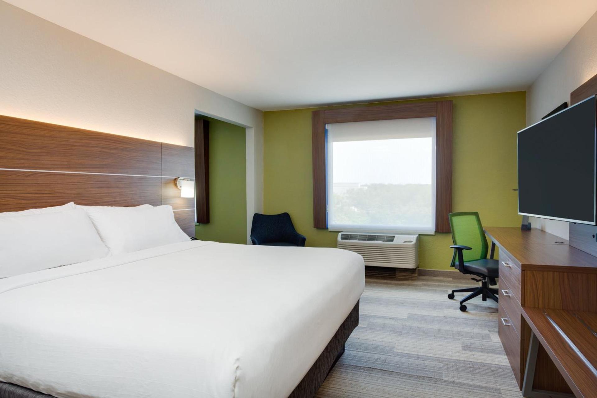 Holiday Inn Express Hotel & Suites Tampa-Fairgrounds-Casino by IHG photo 40