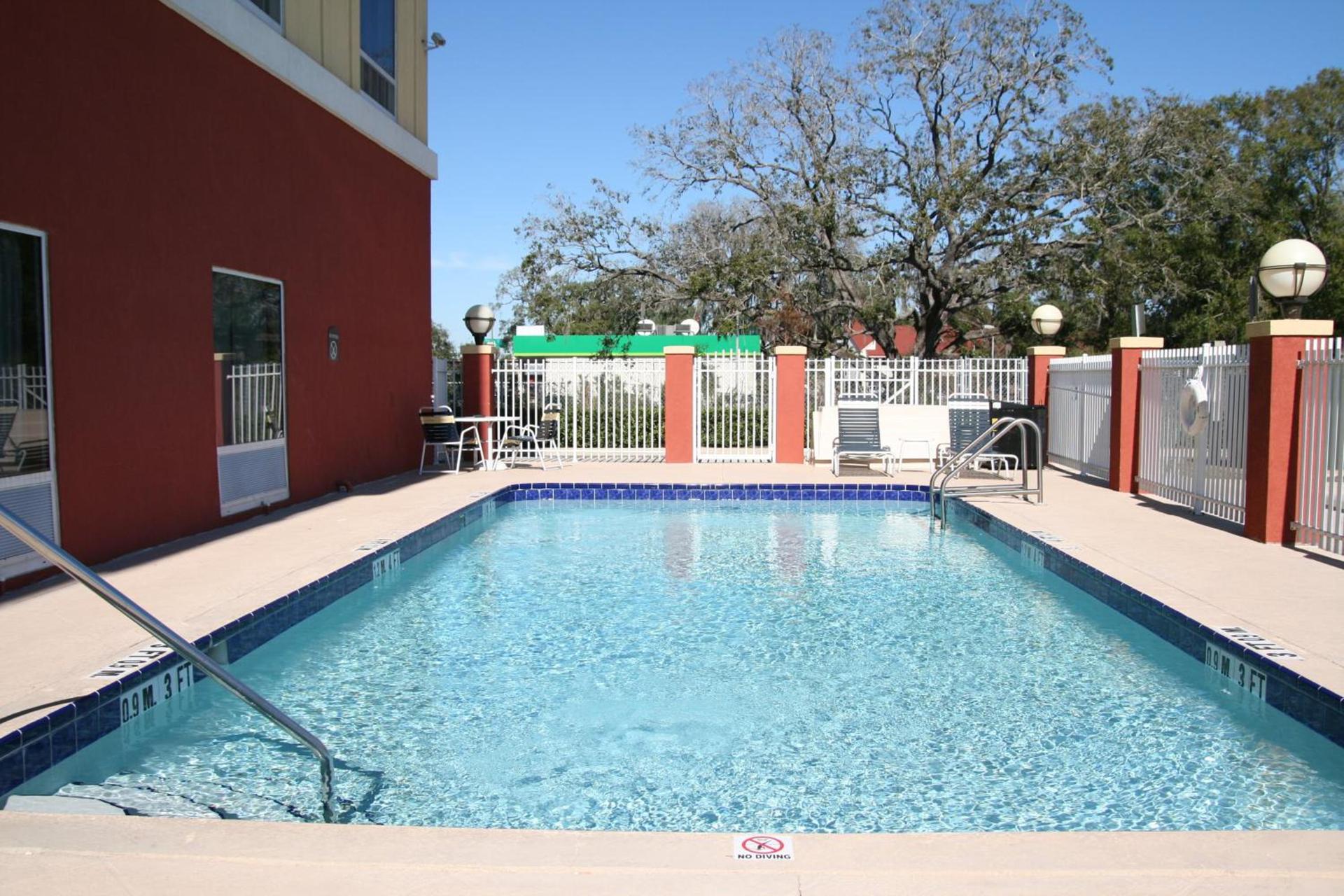 Holiday Inn Express Hotel & Suites Tampa-Fairgrounds-Casino by IHG photo 16
