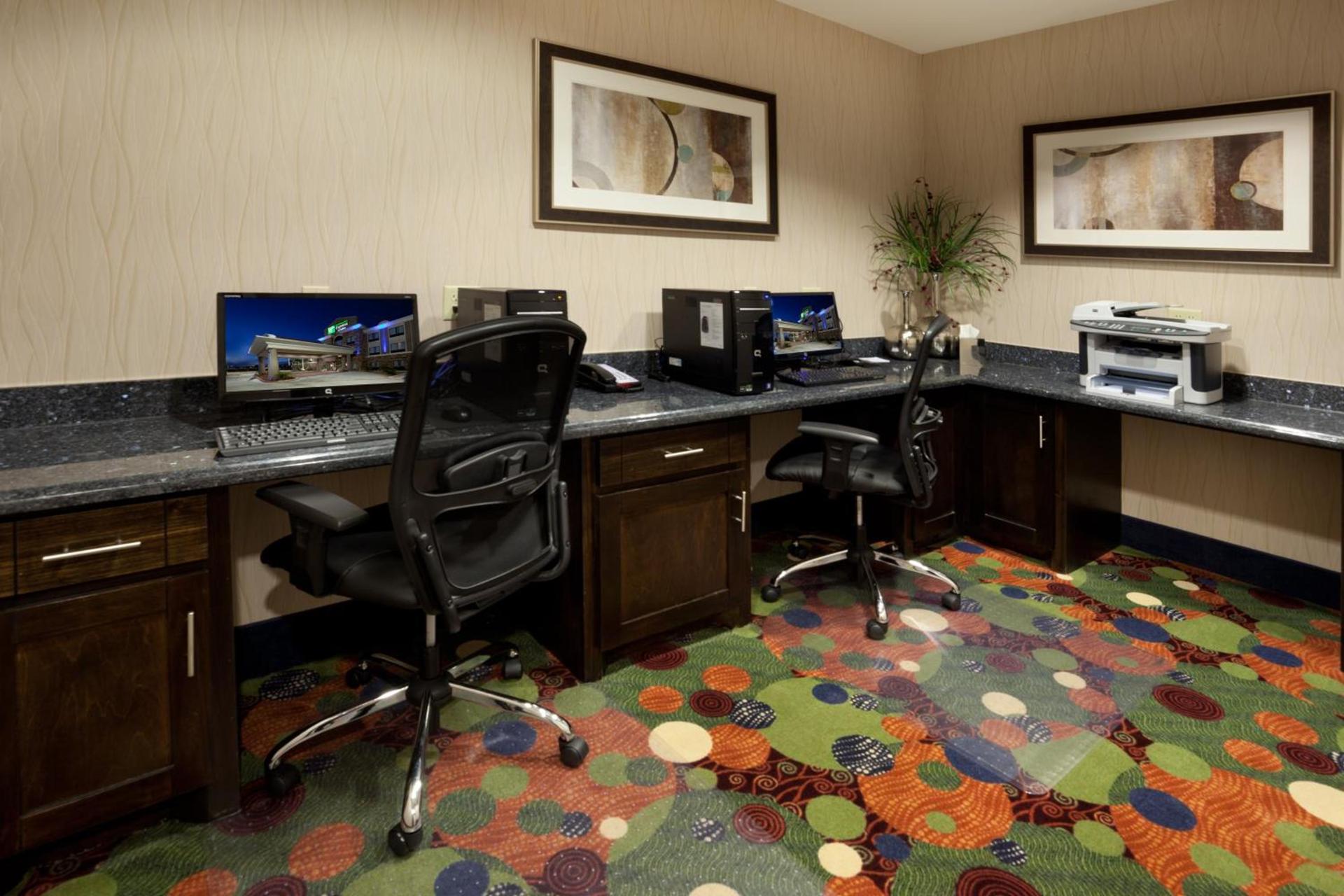Holiday Inn Express Hotel & Suites Houston NW Beltway 8-West Road by IHG photo 13