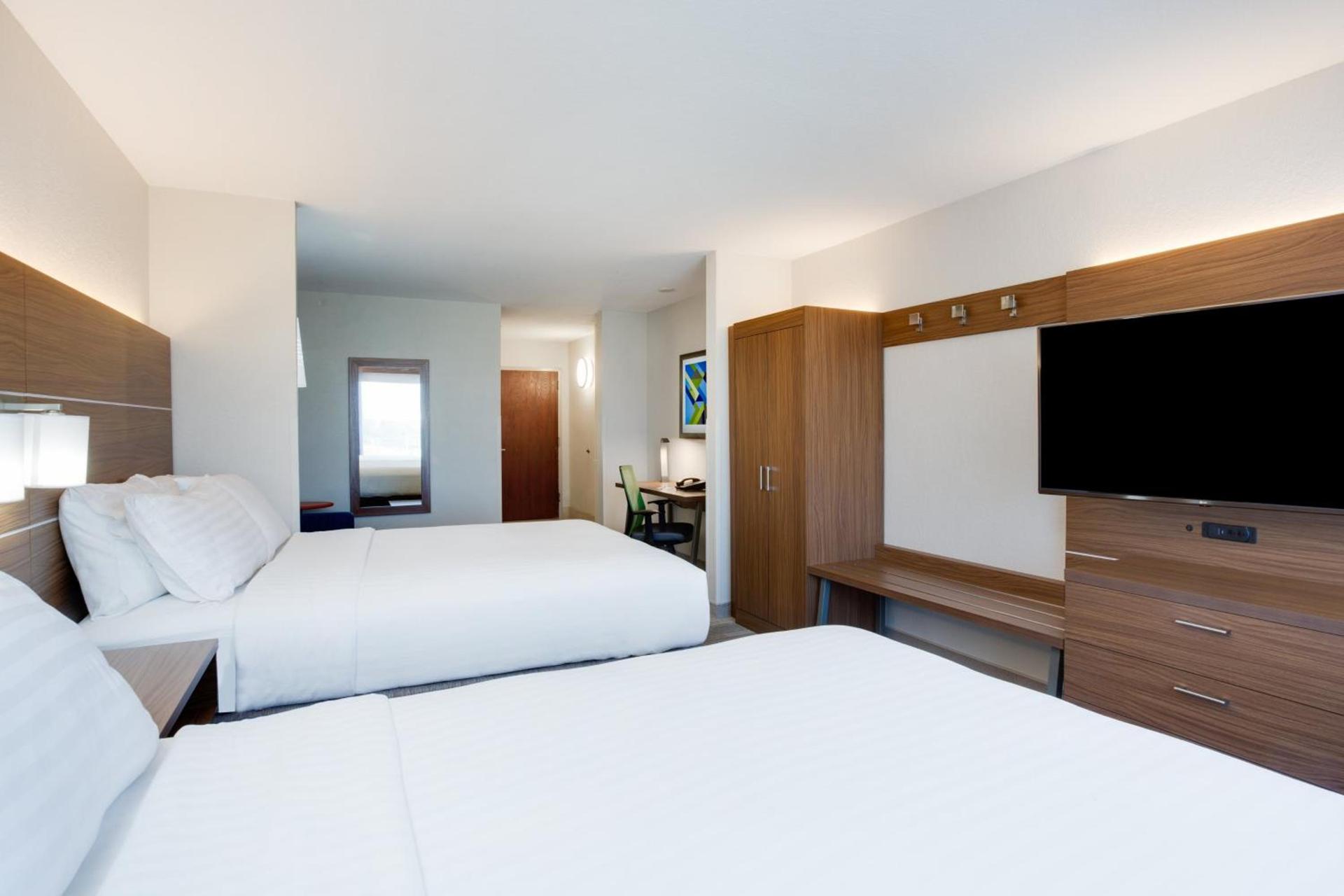 Holiday Inn Express Hotel & Suites Tampa-Fairgrounds-Casino by IHG photo 43