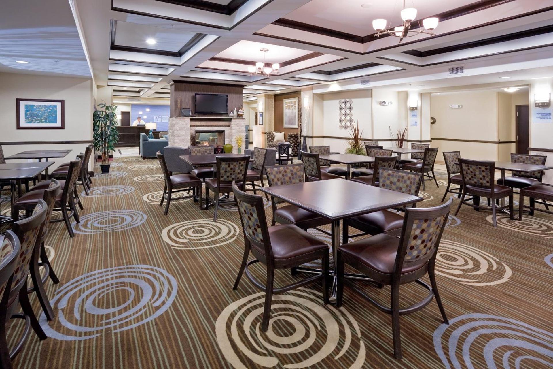 Holiday Inn Express & Suites Richfield by IHG photo 45
