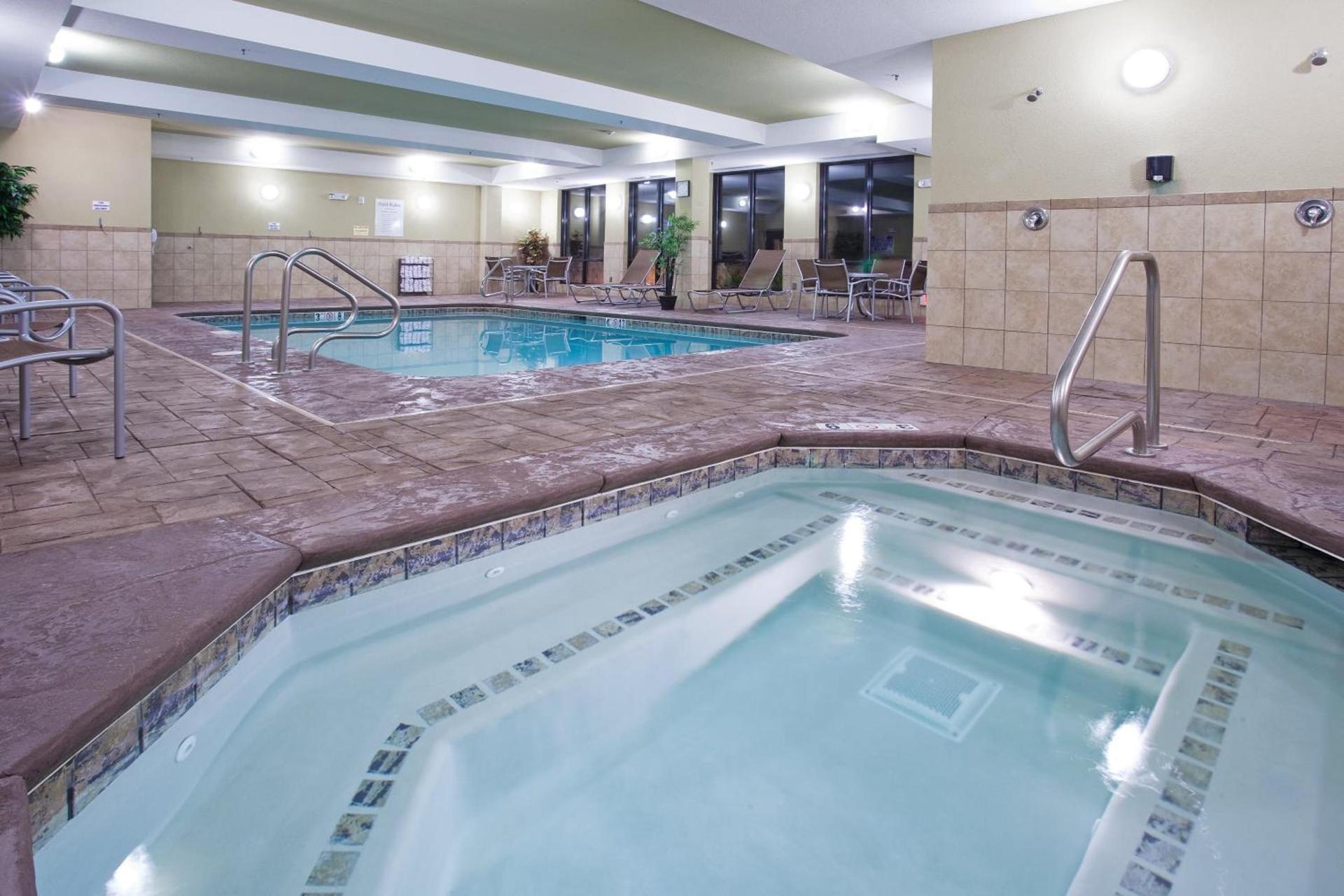 Holiday Inn Express & Suites Richfield by IHG photo 8