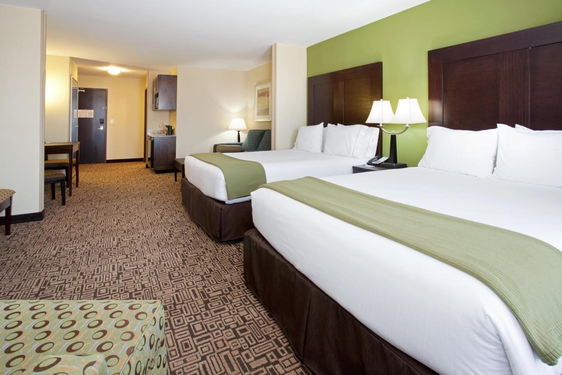 Holiday Inn Express & Suites Richfield by IHG photo 24
