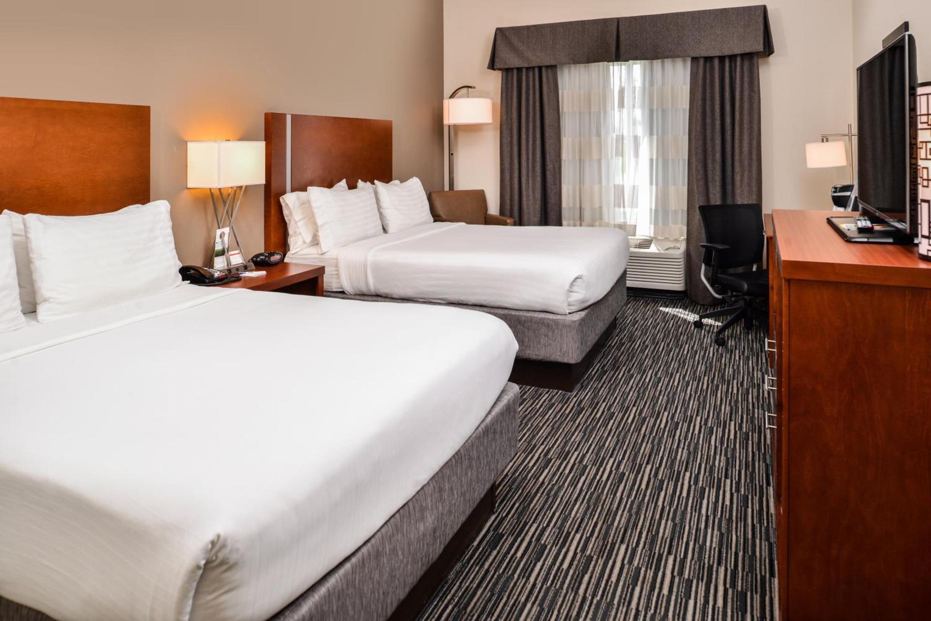Holiday Inn Express Hotel & Suites York by IHG photo 9