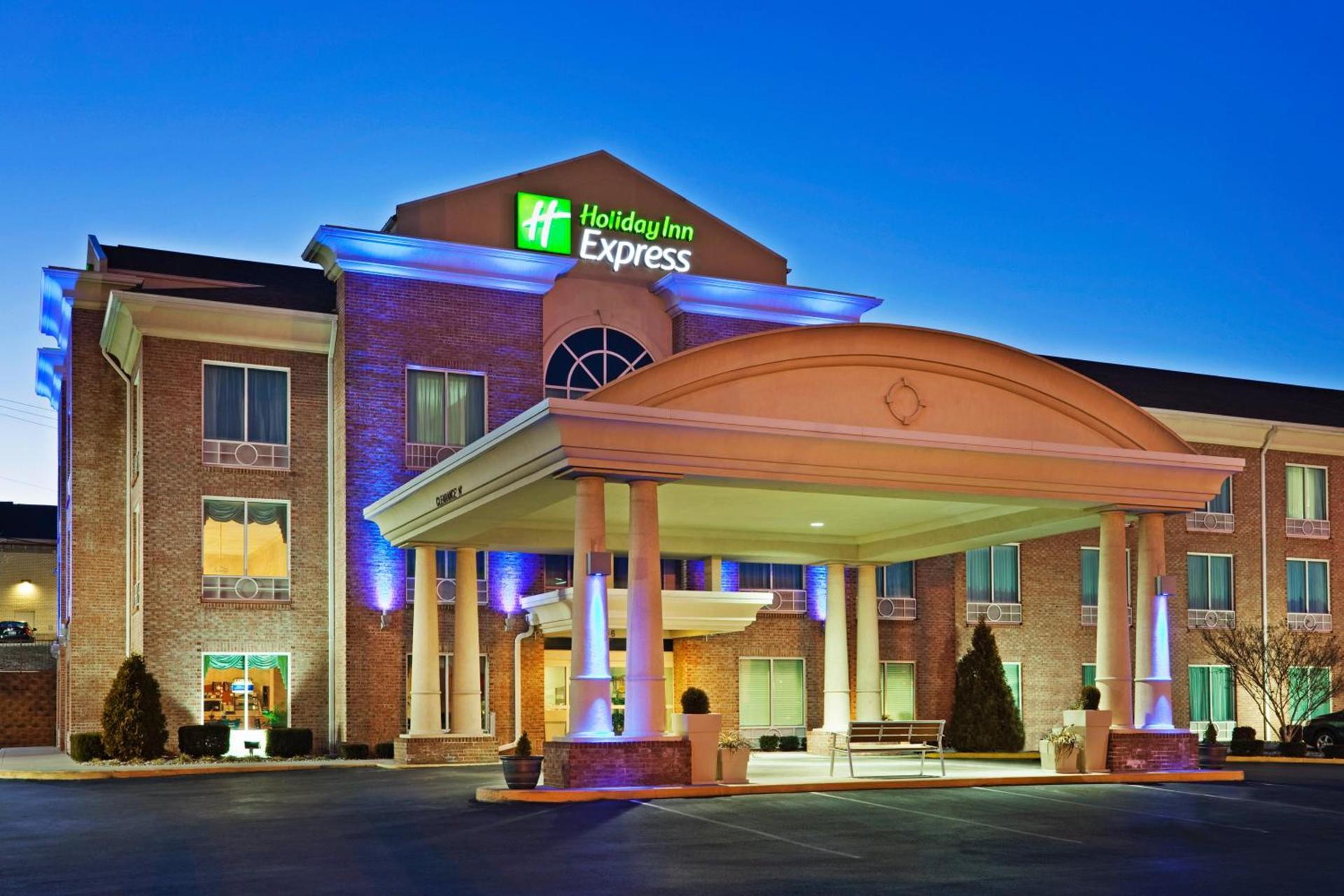 Holiday Inn Express Hotel & Suites London by IHG photo 29