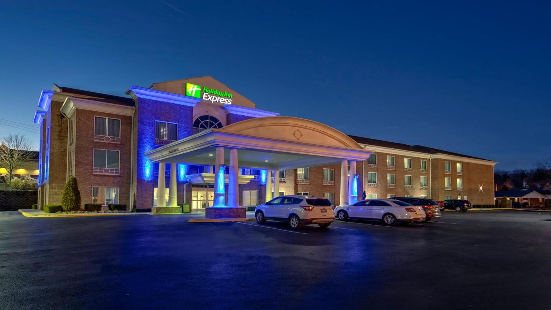 Holiday Inn Express Hotel & Suites London by IHG photo 3