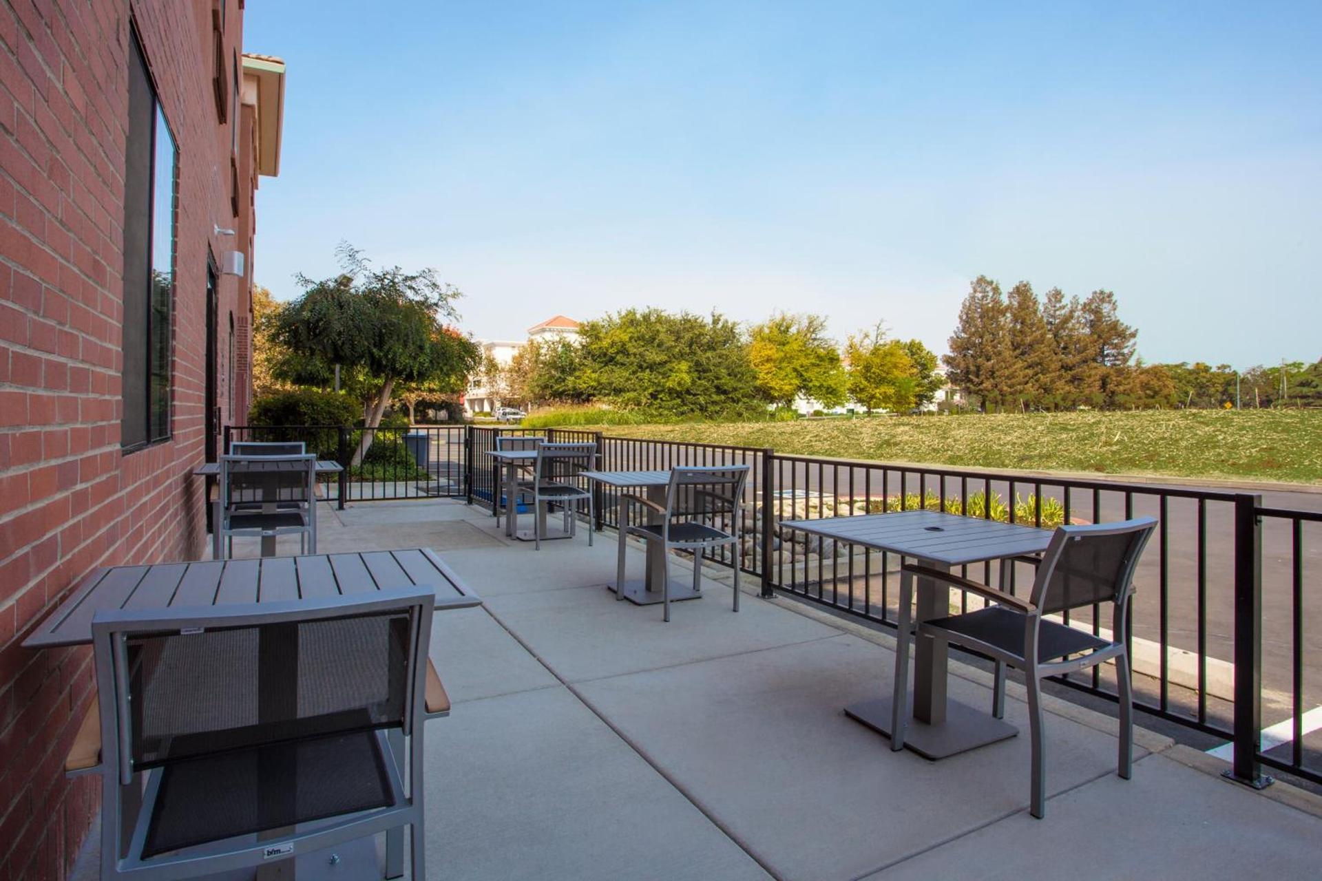 Holiday Inn Express Davis-University Area by IHG photo 59