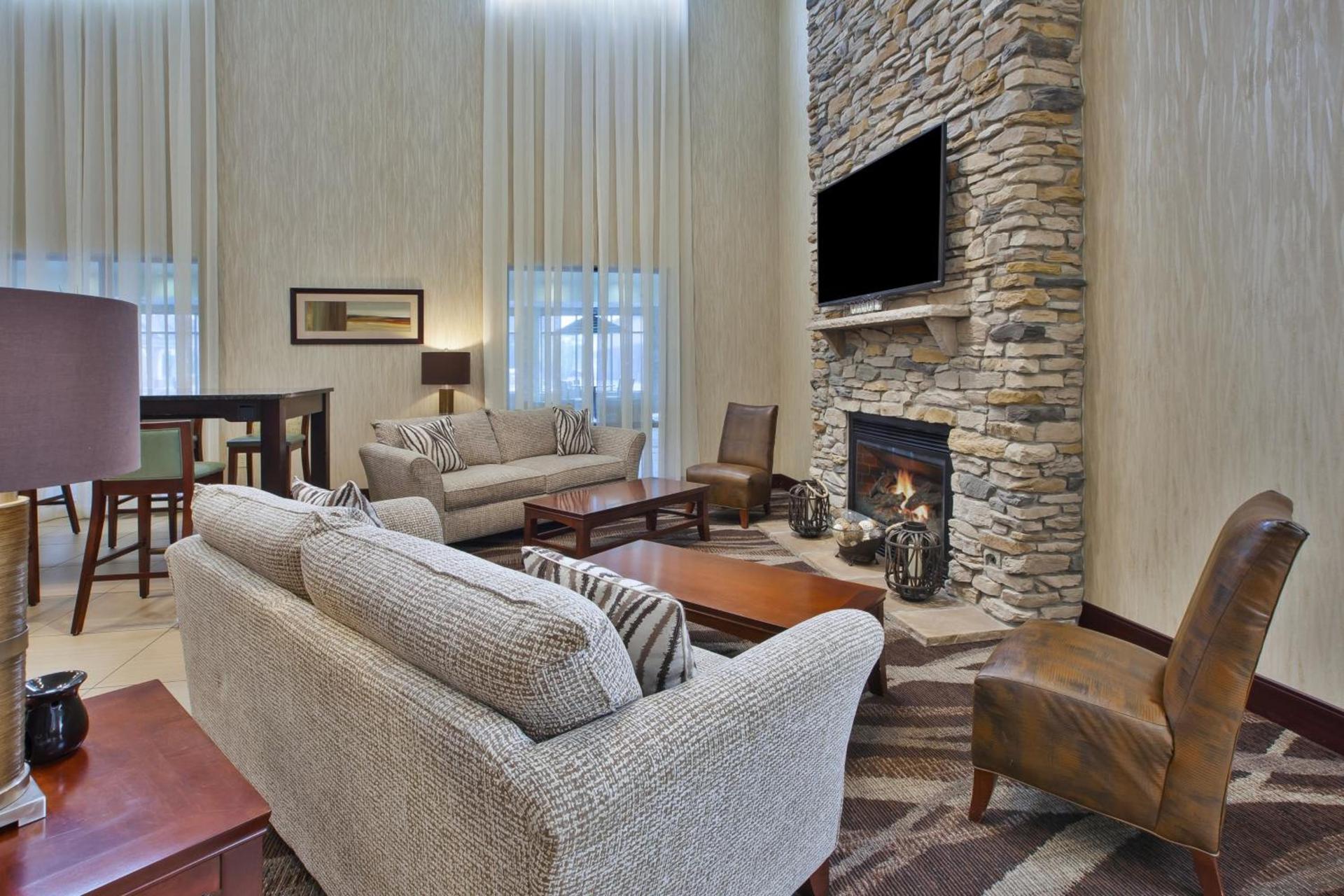 Holiday Inn Express & Suites Geneva Finger Lakes by IHG photo 17