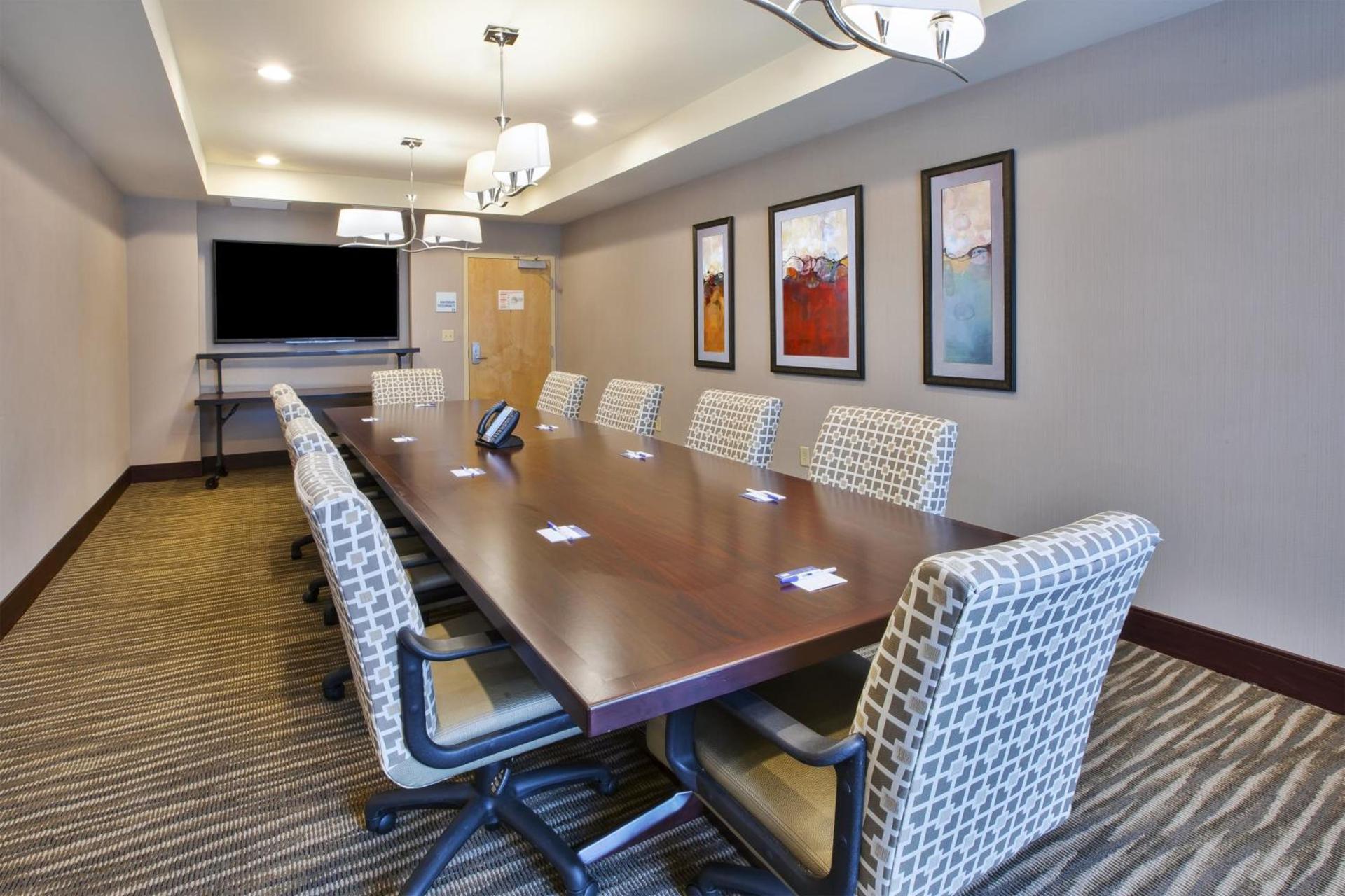 Holiday Inn Express & Suites Geneva Finger Lakes by IHG photo 45