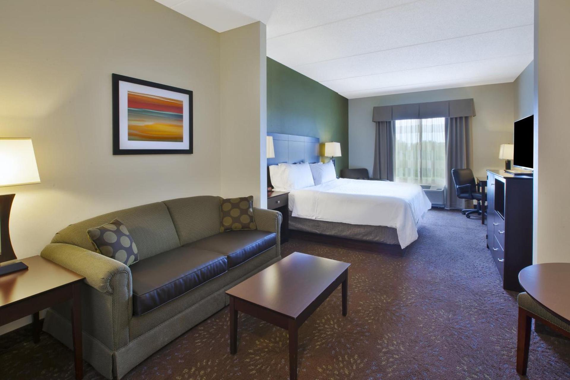 Holiday Inn Express & Suites Geneva Finger Lakes by IHG photo 63