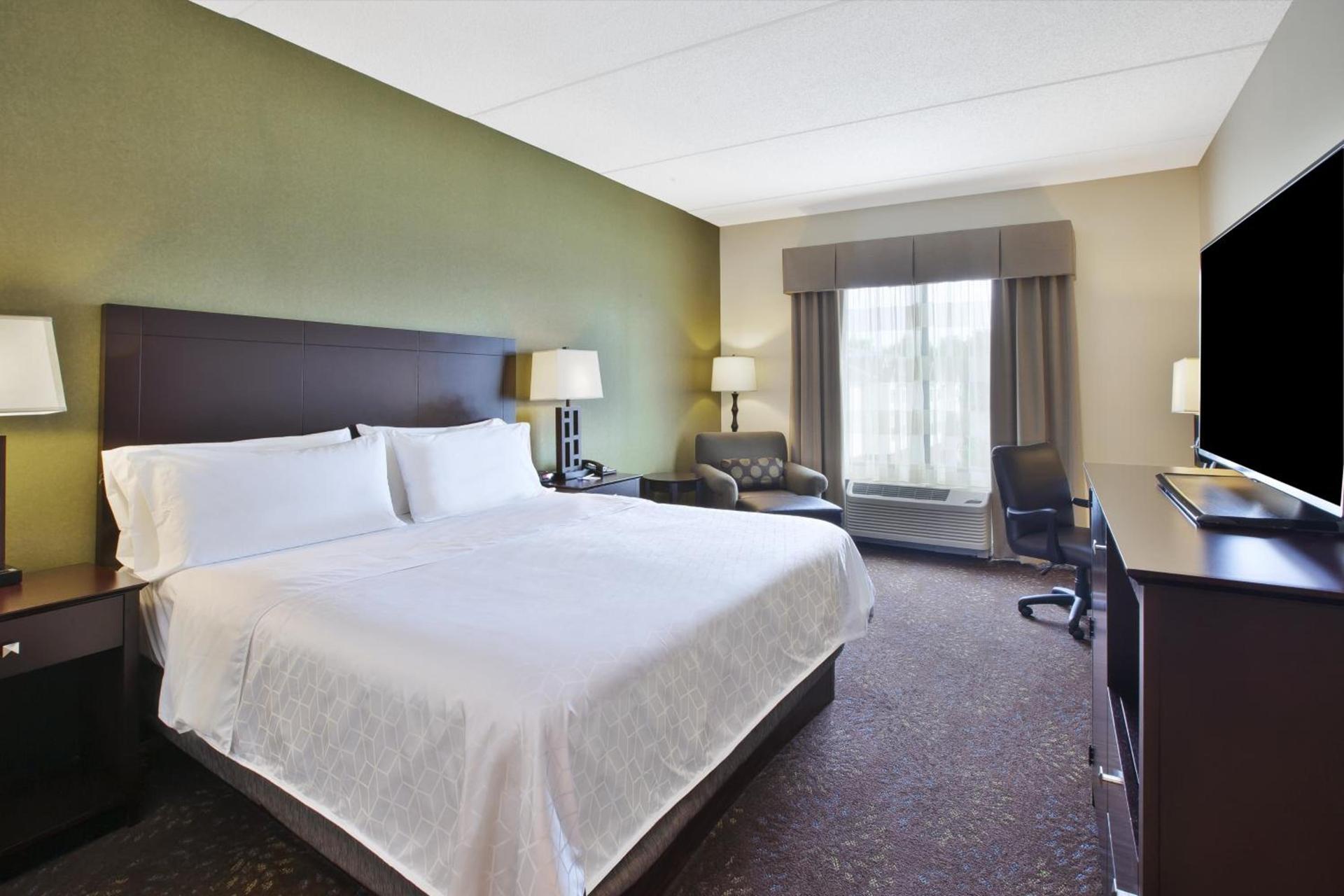 Holiday Inn Express & Suites Geneva Finger Lakes by IHG photo 60