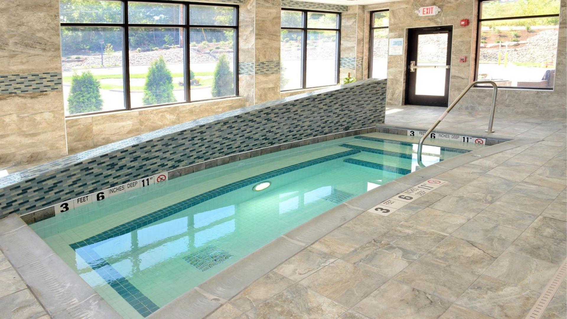 Holiday Inn Express & Suites Geneva Finger Lakes by IHG photo 22