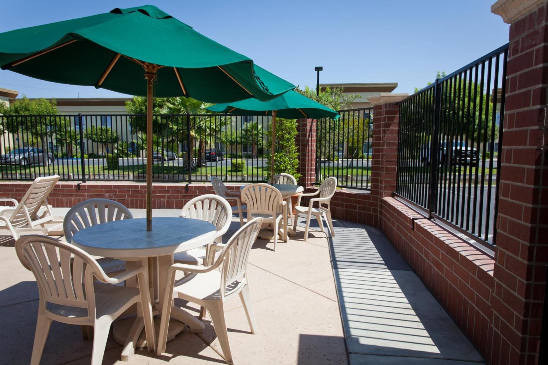 Holiday Inn Express & Suites Sacramento NE Cal Expo by IHG photo 69