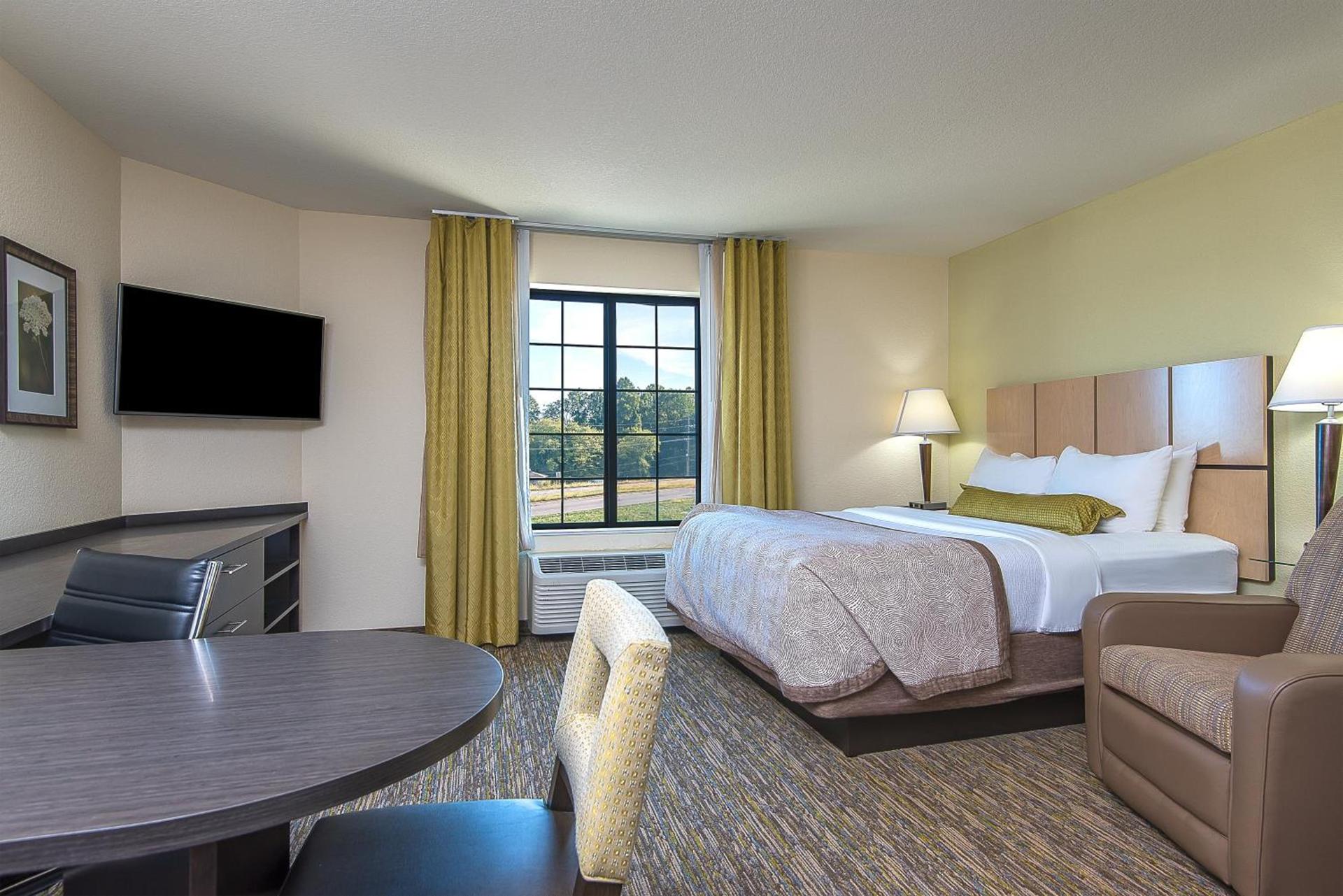Candlewood Suites Bloomington by IHG photo 20