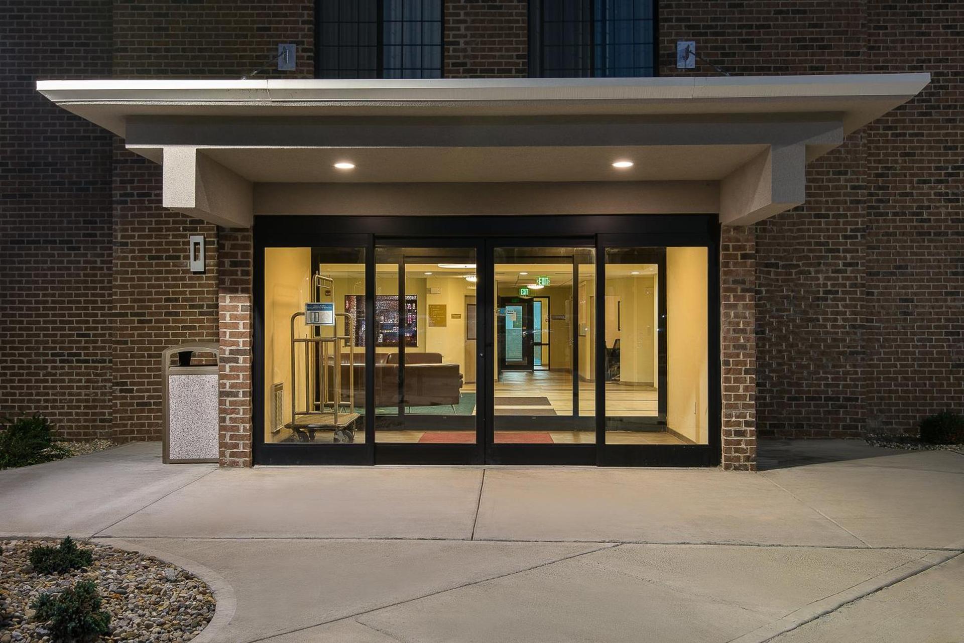 Candlewood Suites Bloomington by IHG photo 8