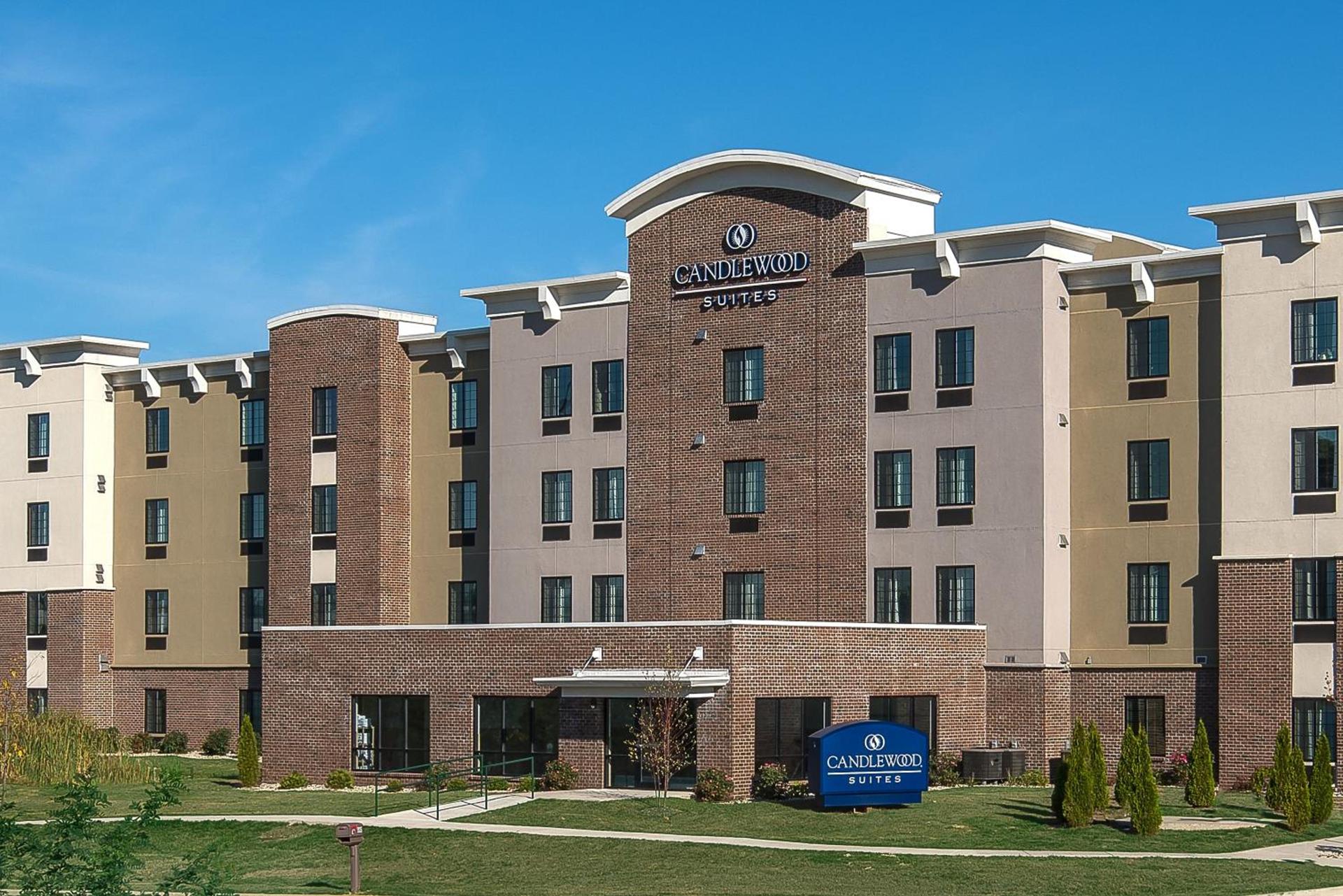 Candlewood Suites Bloomington by IHG photo 19