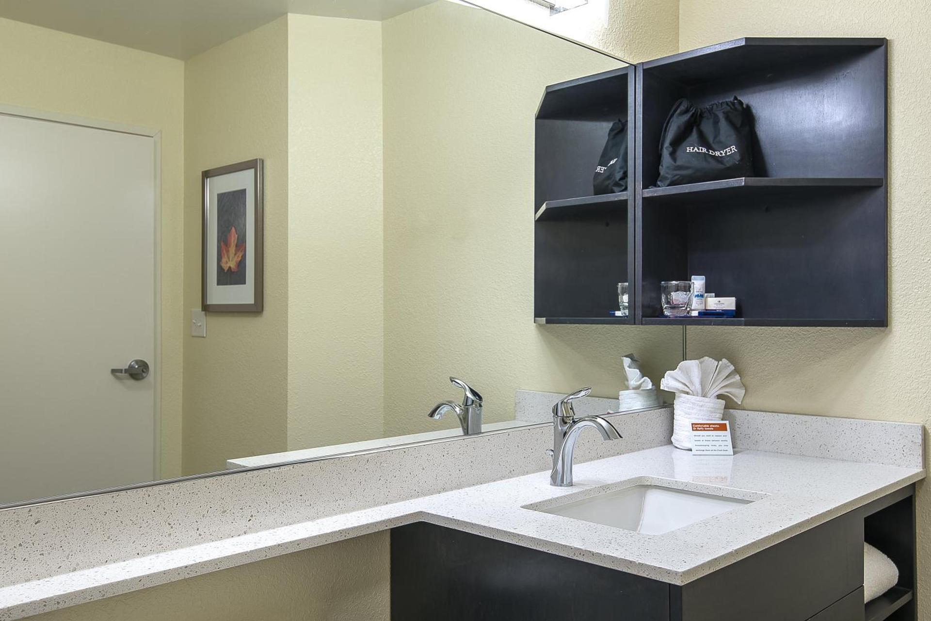 Candlewood Suites Bloomington by IHG photo 16