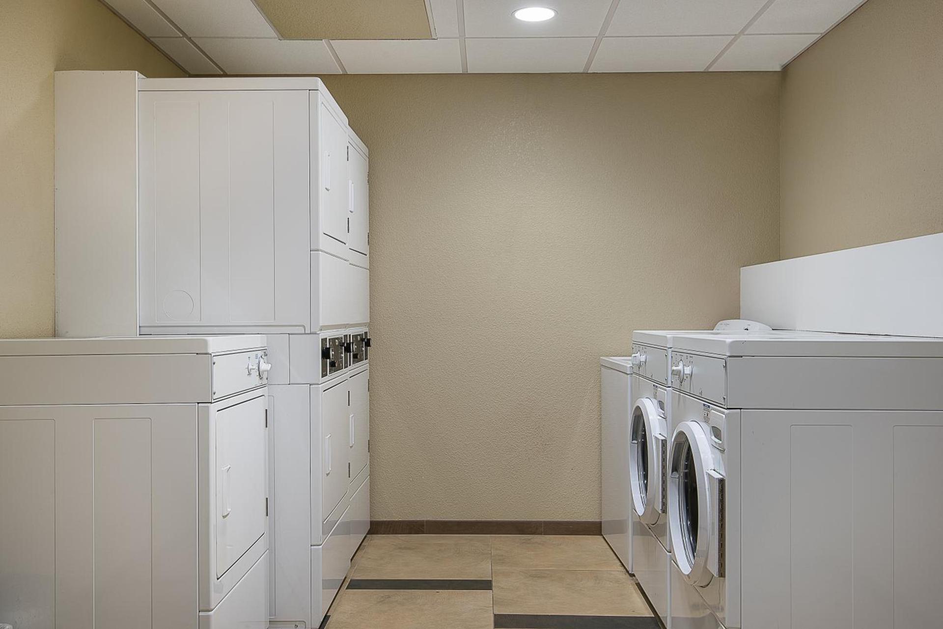 Candlewood Suites Bloomington by IHG photo 13