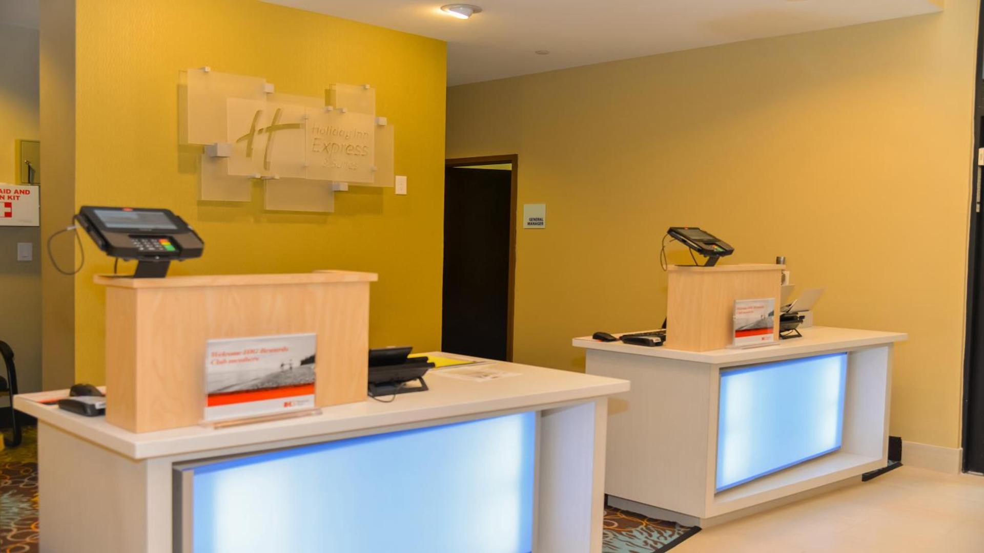 Holiday Inn Express Hotels & Suites Cuero by IHG photo 19