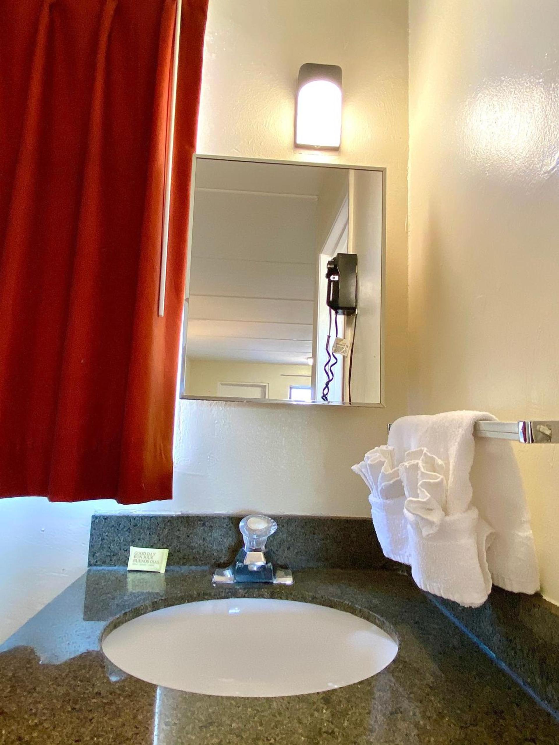 Gulf Way Inn Clearwater photo 7