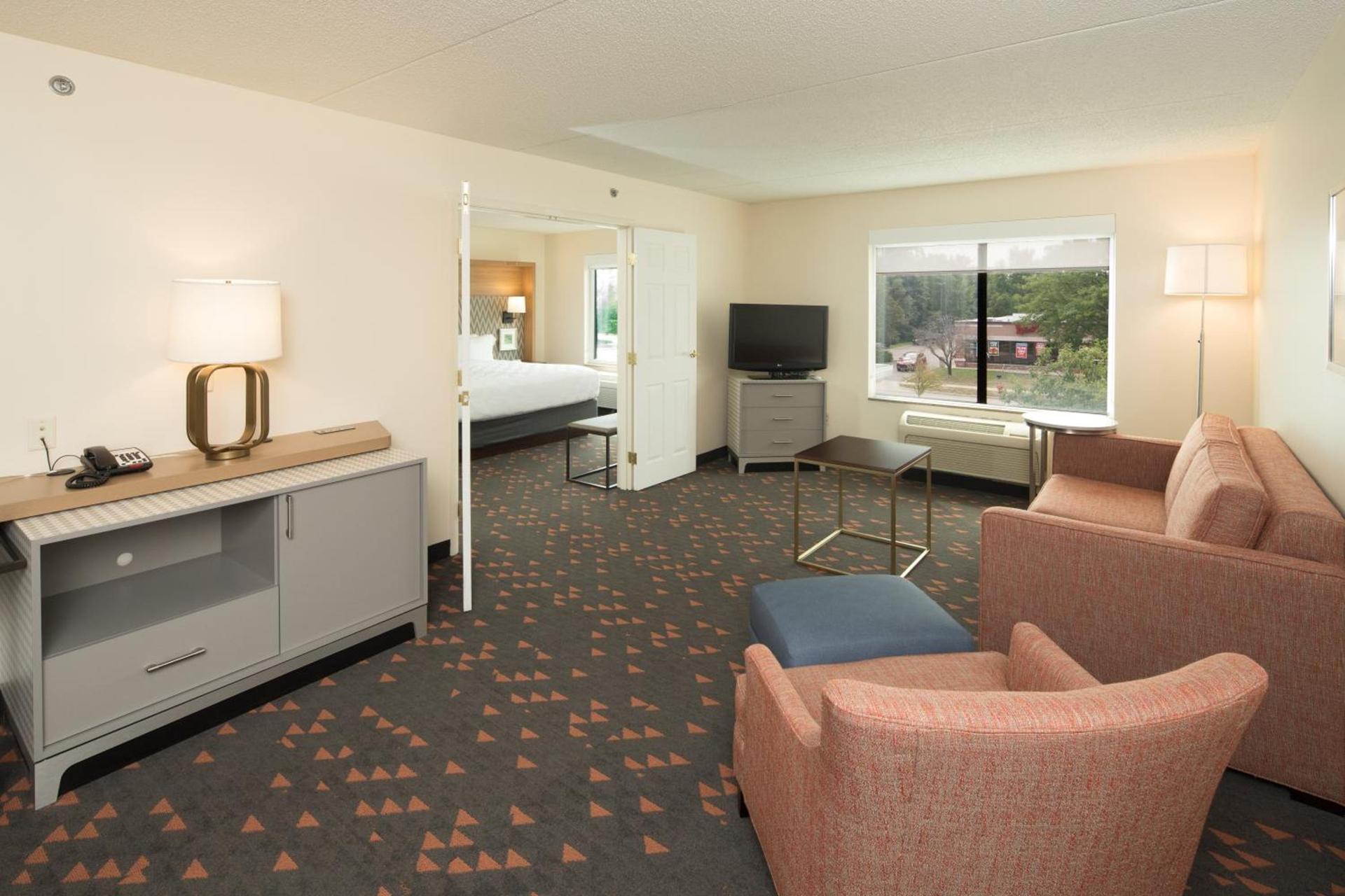 Holiday Inn Hotel & Suites Ann Arbor University of Michigan Area by IHG photo 37