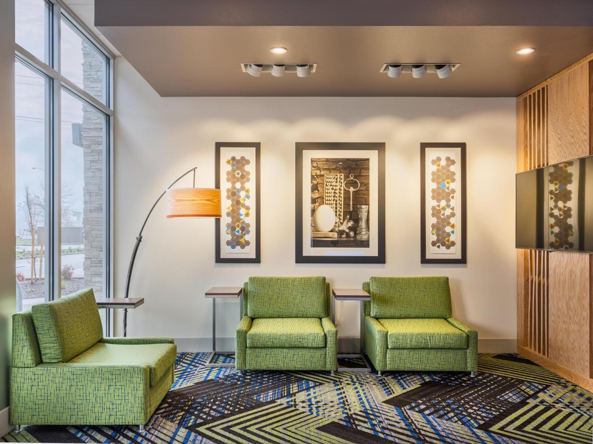 Holiday Inn Express & Suites Salem North - Keizer by IHG photo 18