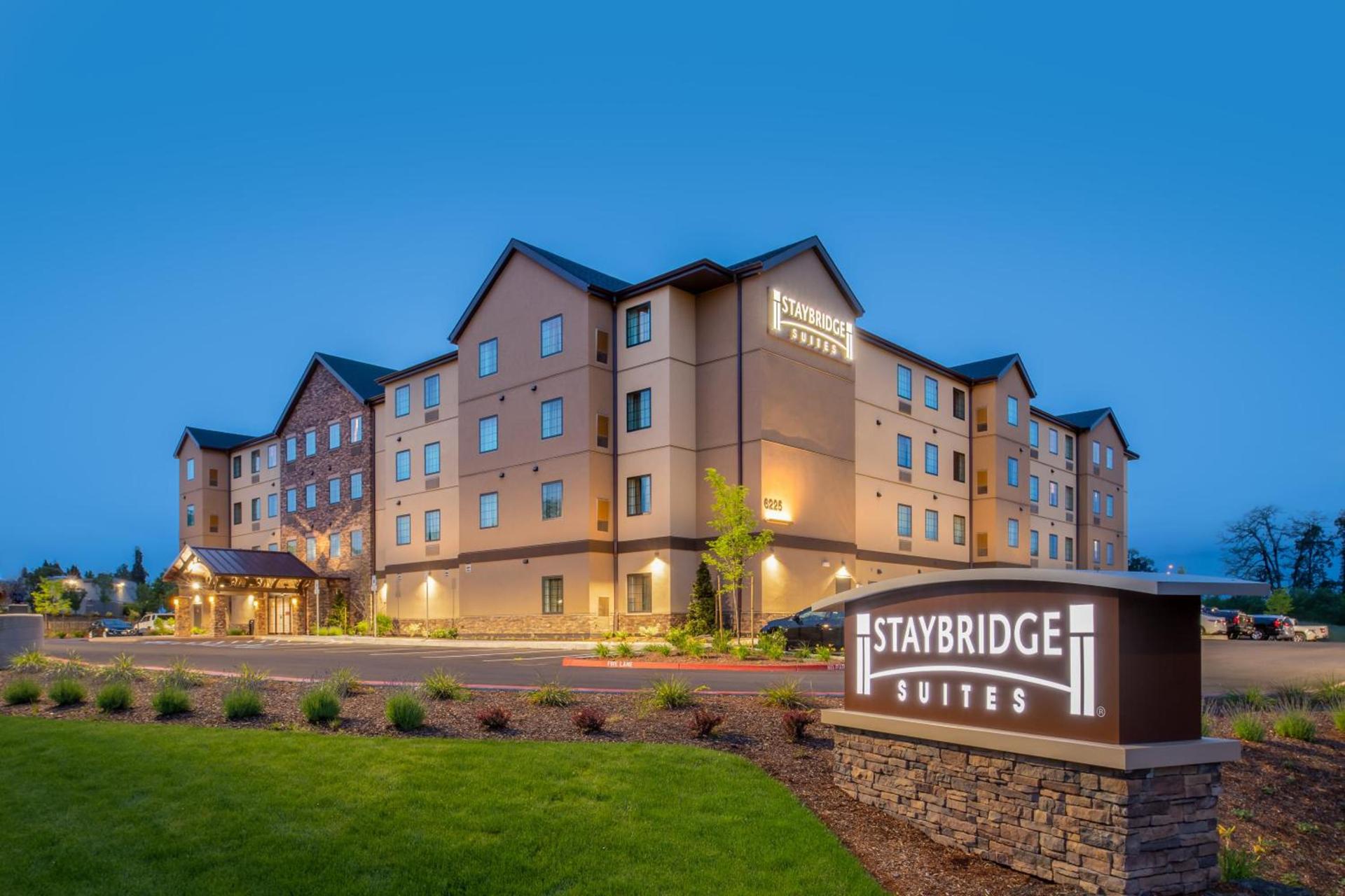 Staybridge Suites - Hillsboro North by IHG — hotel in Hillsboro