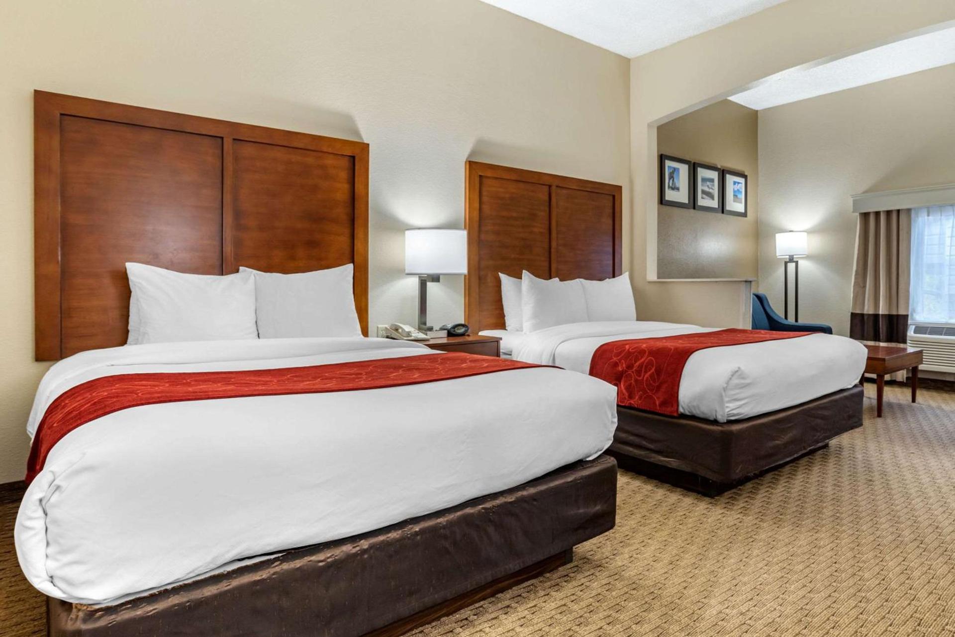Comfort Suites Jacksonville Airport photo 17